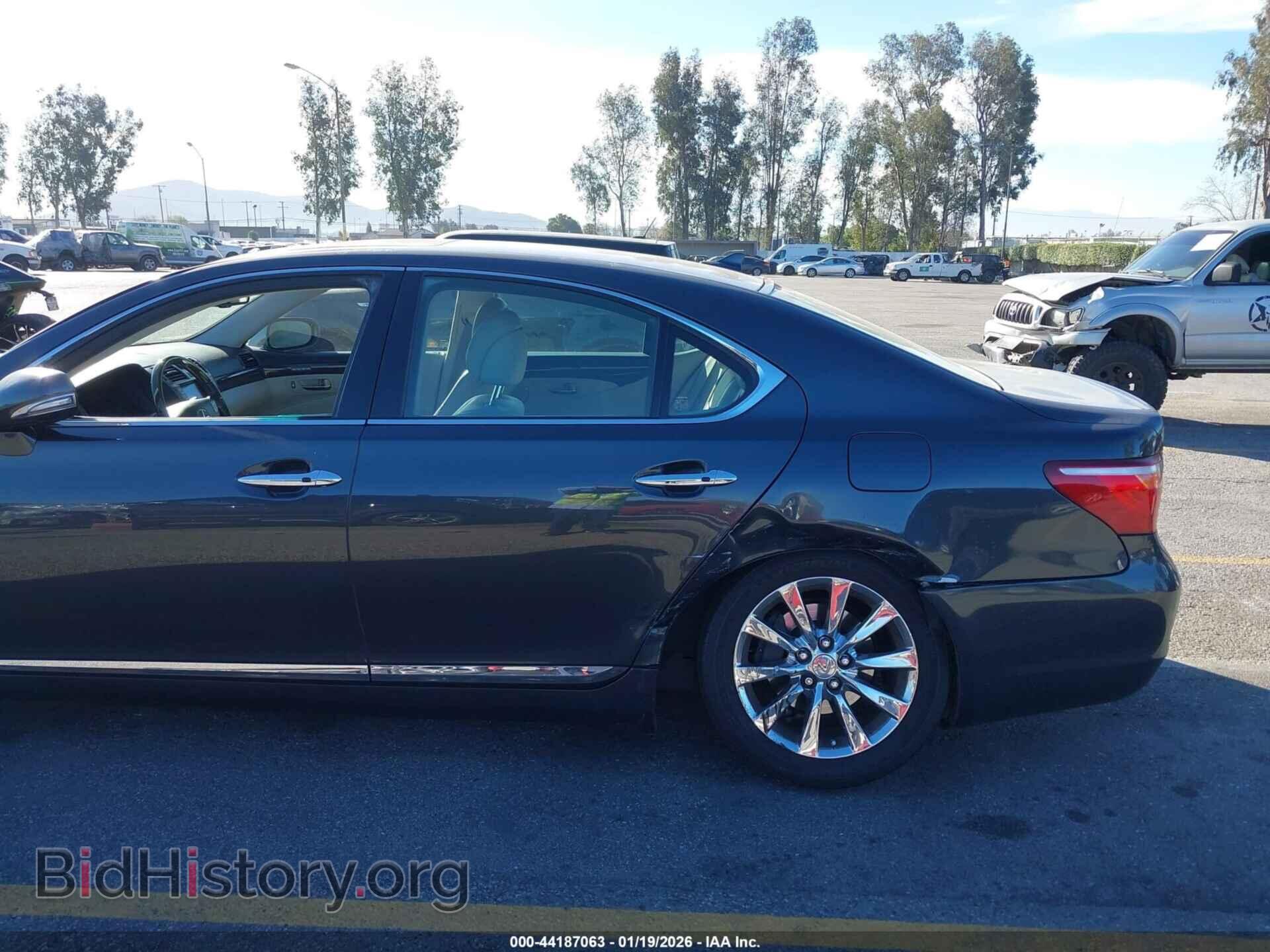 2011 LEXUS LS 460 - VIN: JTHBL5EF7B5108081 - Фото 6