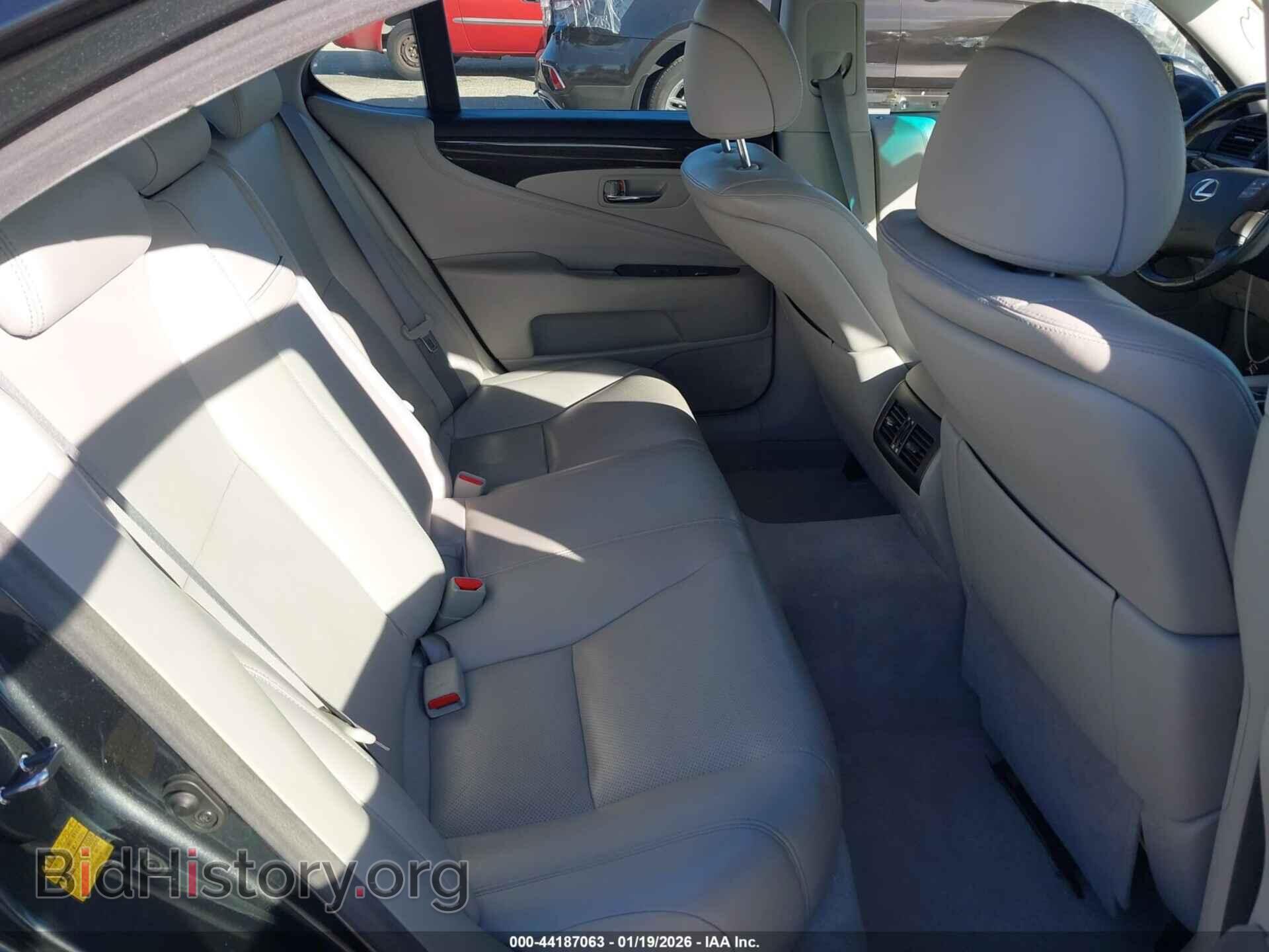 2011 LEXUS LS 460 - VIN: JTHBL5EF7B5108081 - Фото 8
