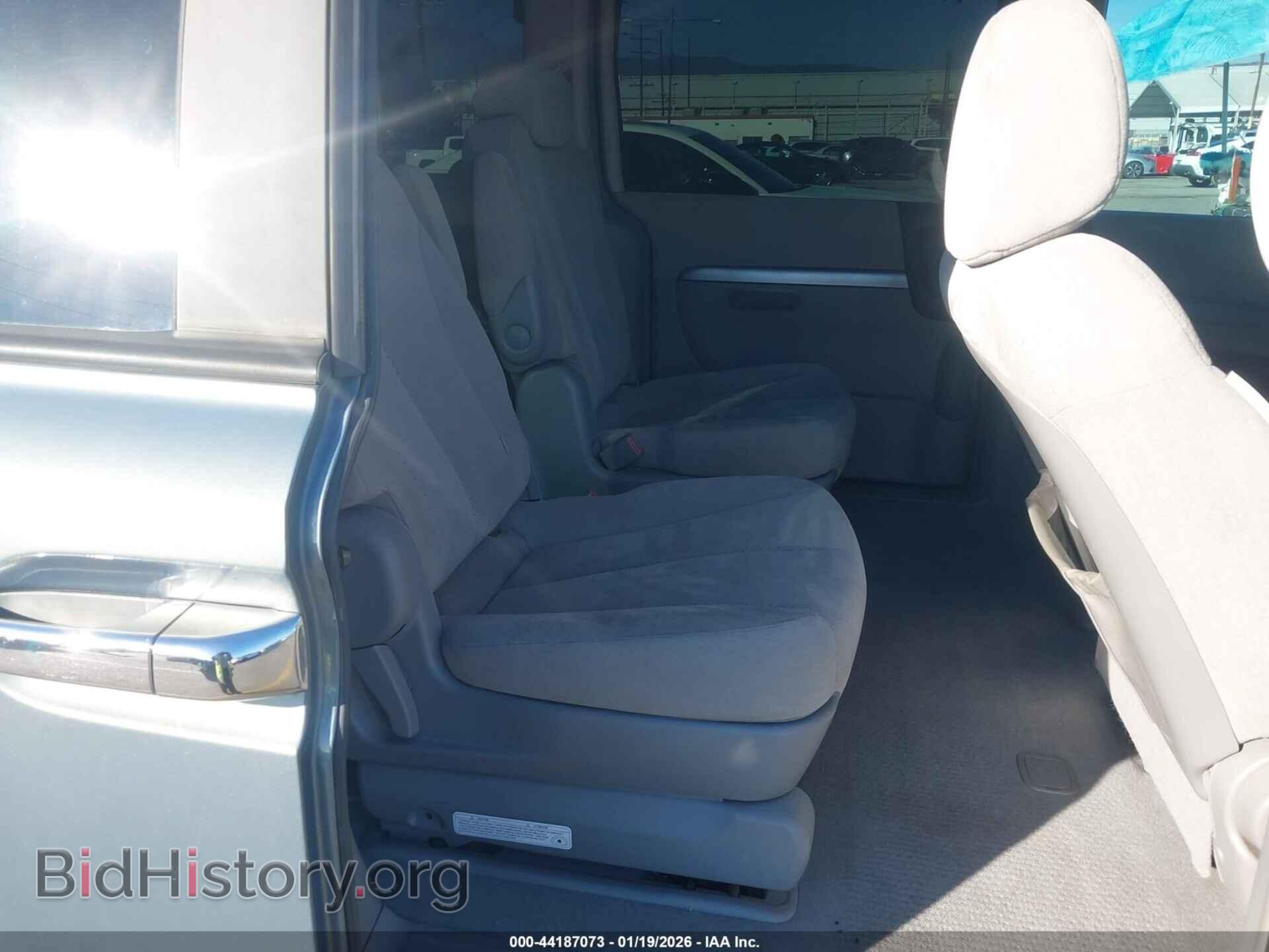 2007 HYUNDAI ENTOURAGE - VIN: KNDMC233576023002 - Фото 8