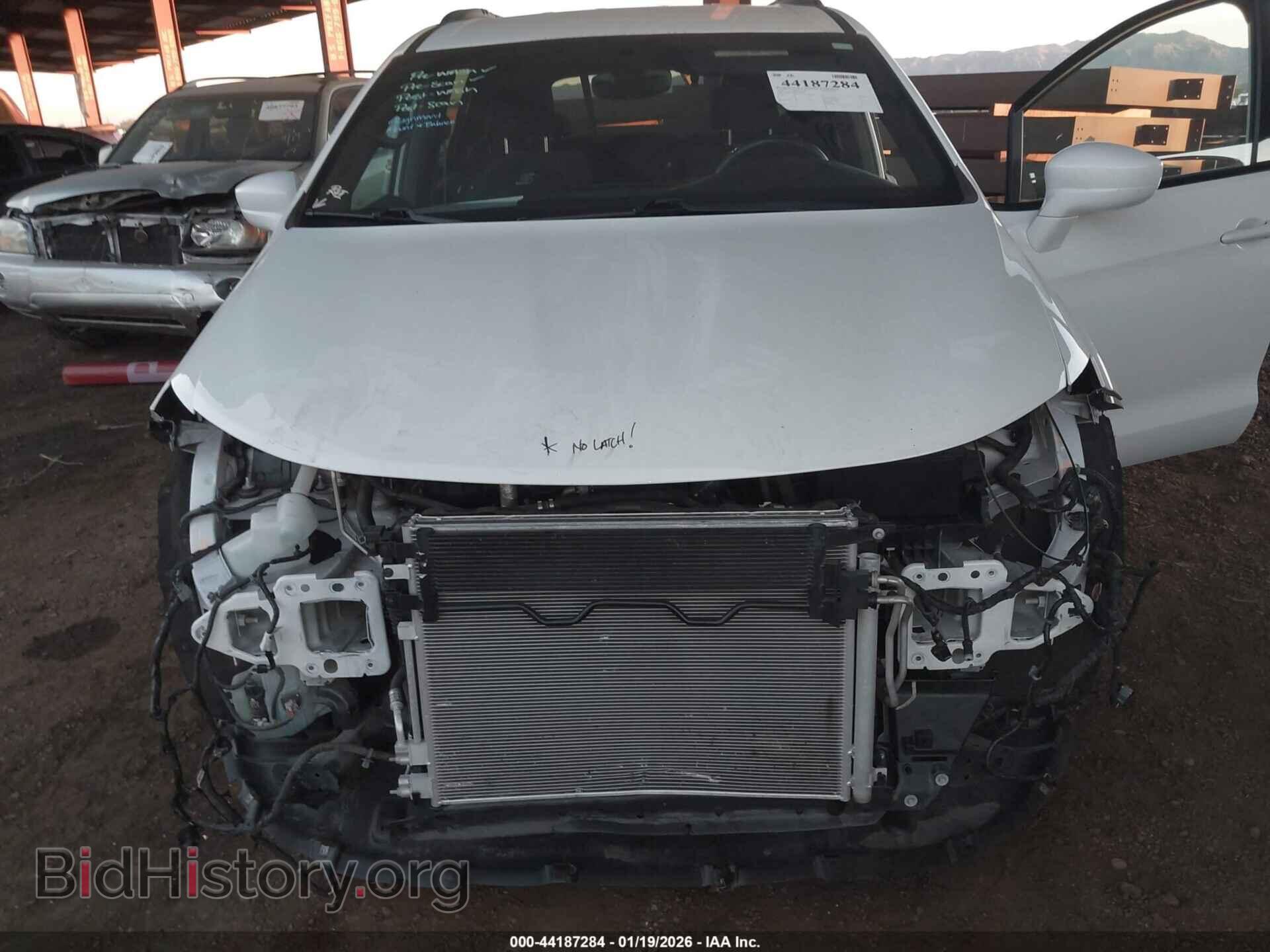2018 CHRYSLER PACIFICA - VIN: 2C4RC1FG6JR340561 - Фото 6