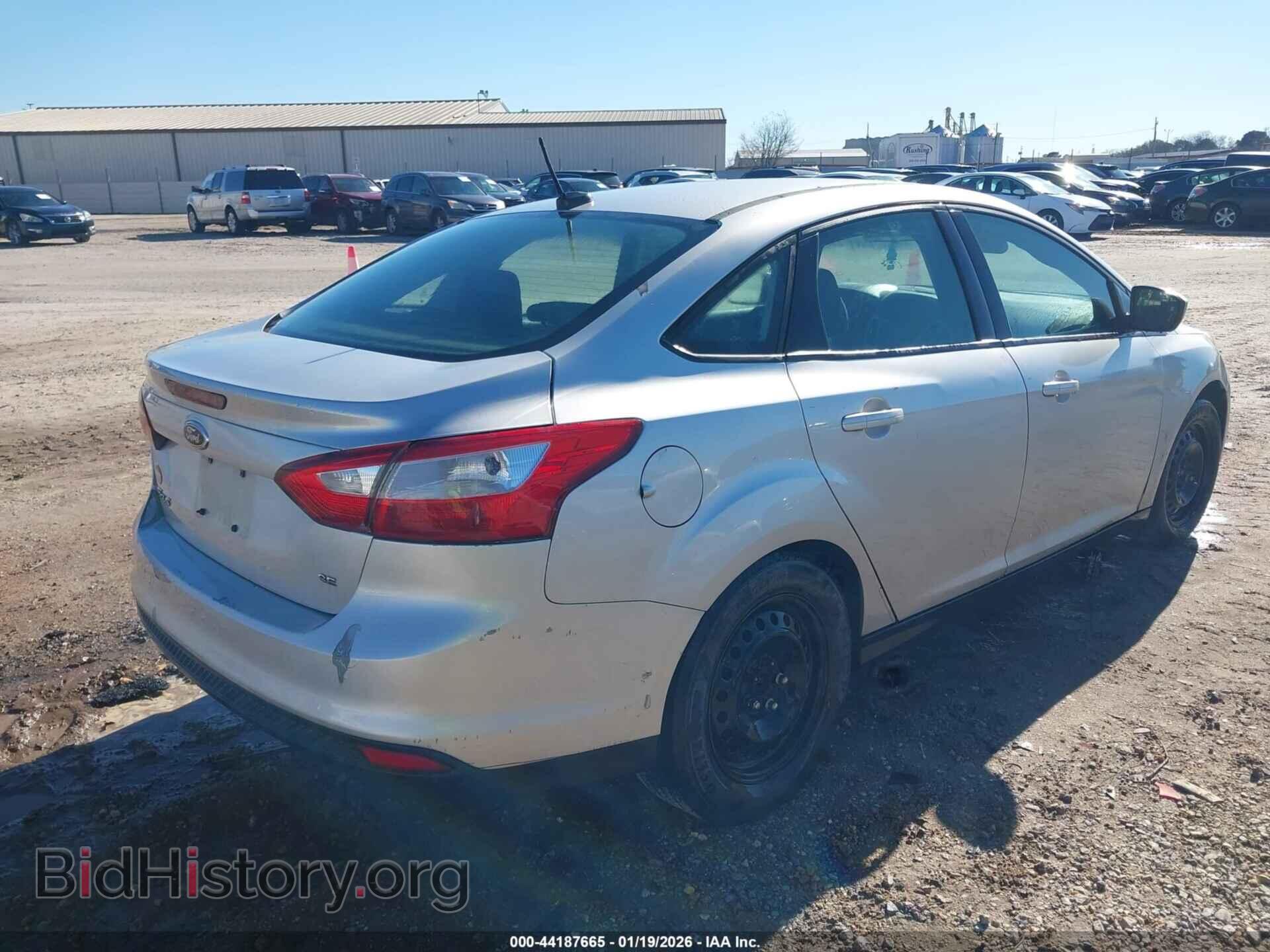 2012 FORD FOCUS - VIN: 1FAHP3F2XCL106683 - Фото 4