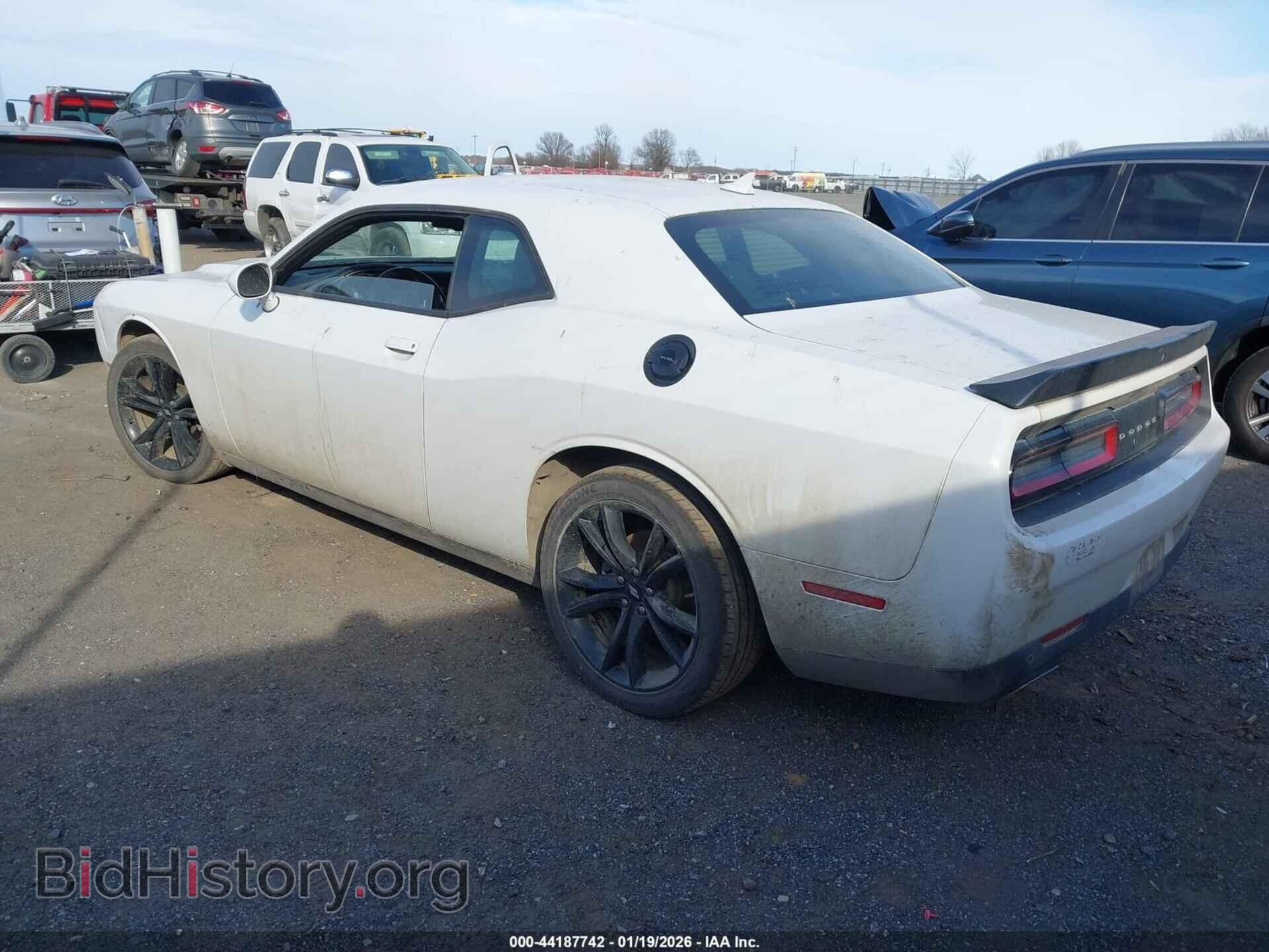 2018 DODGE CHALLENGER - VIN: 2C3CDZAGXJH333048 - Photo 3