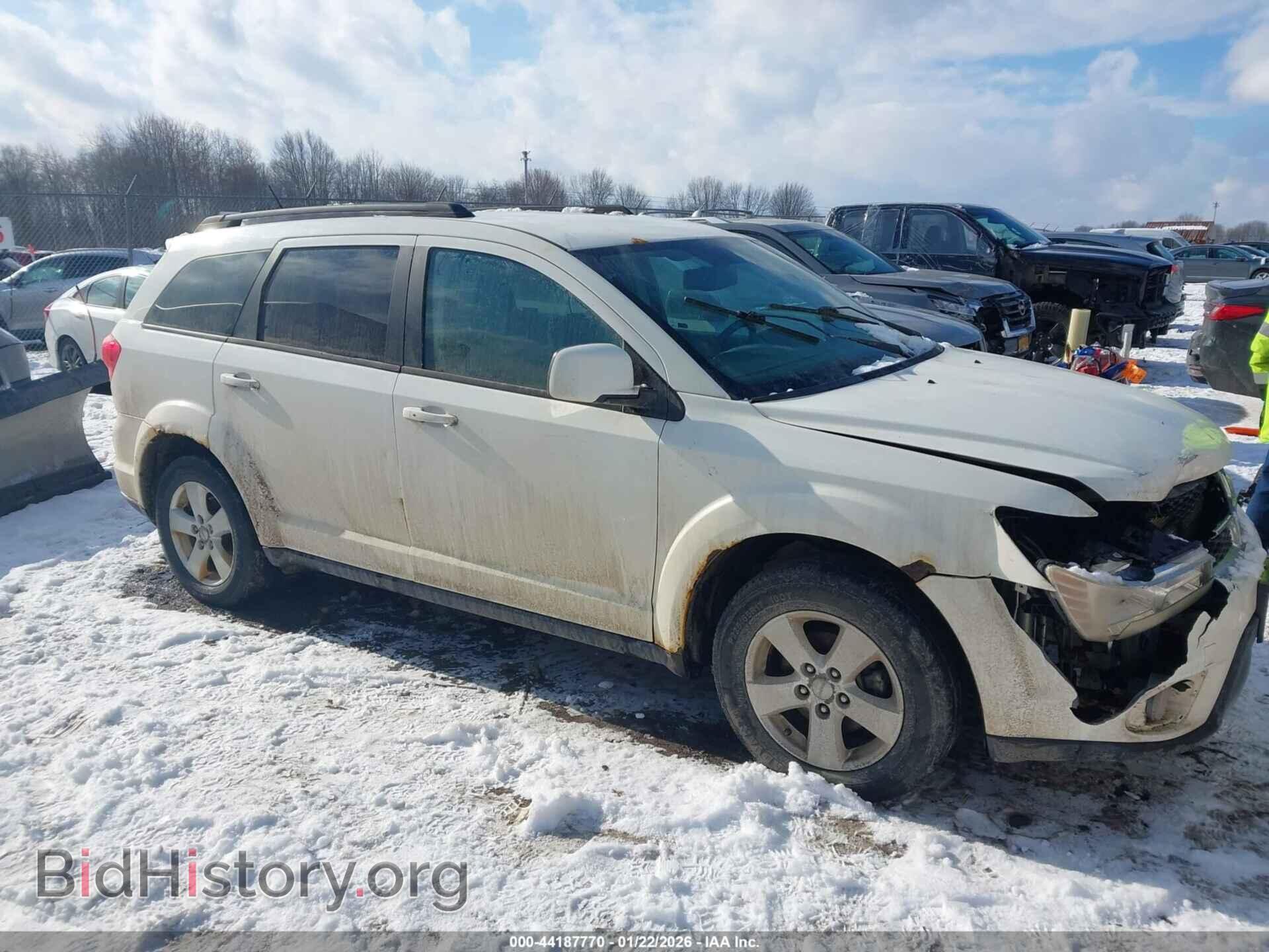 Фотография 3D4PH1FG6BT568134 - DODGE JOURNEY 2011