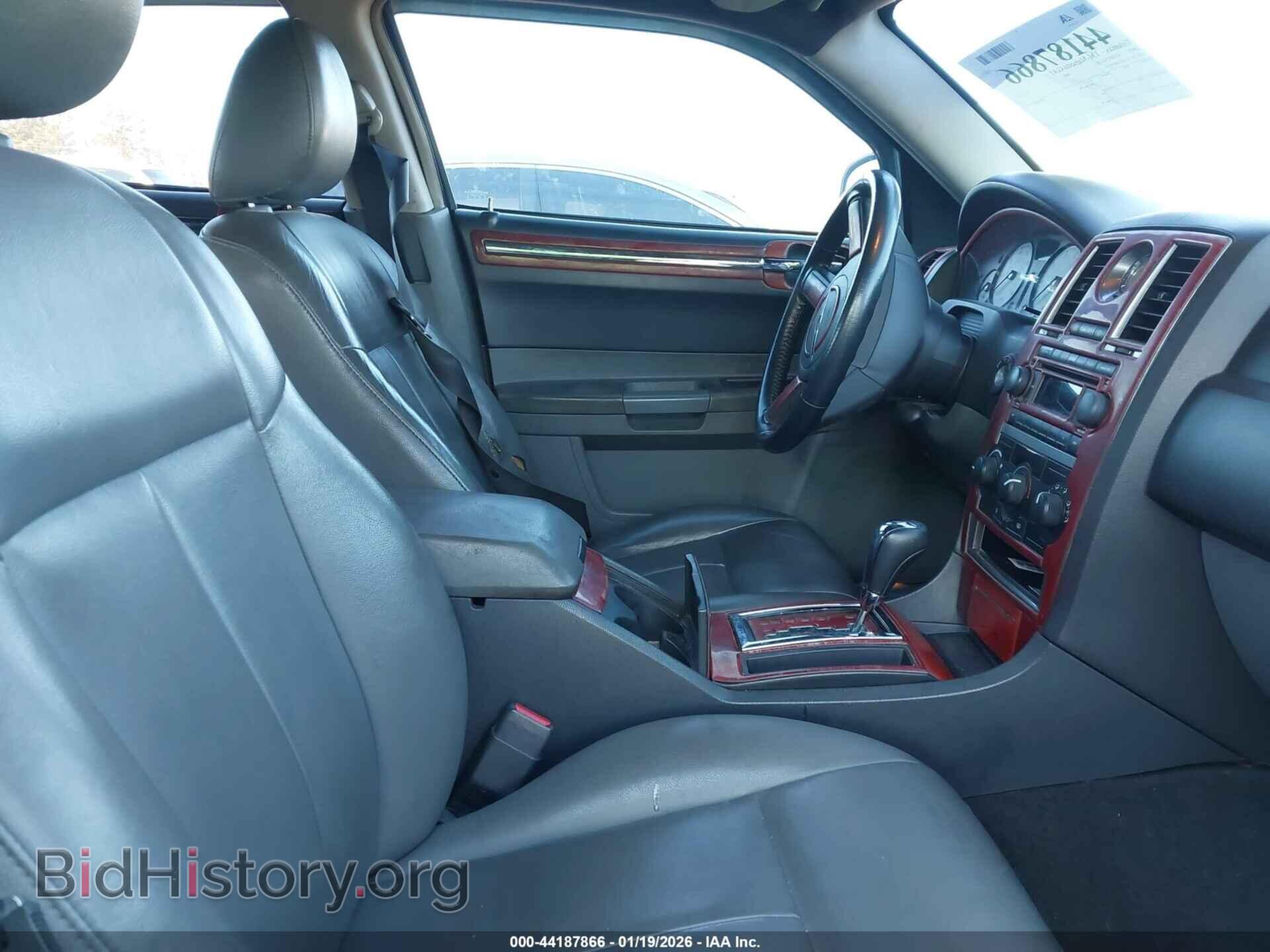 2005 CHRYSLER 300 - VIN: 2C3JA53G25H100731 - Фото 5