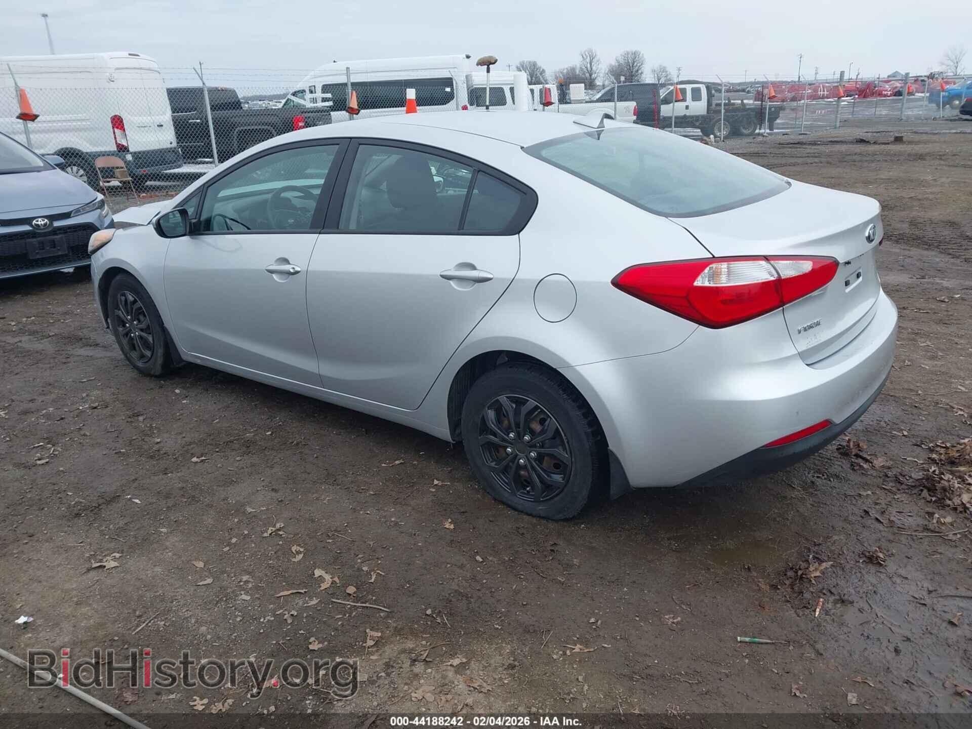 2016 KIA FORTE - VIN: KNAFK4A63G5477983 - Фото 3