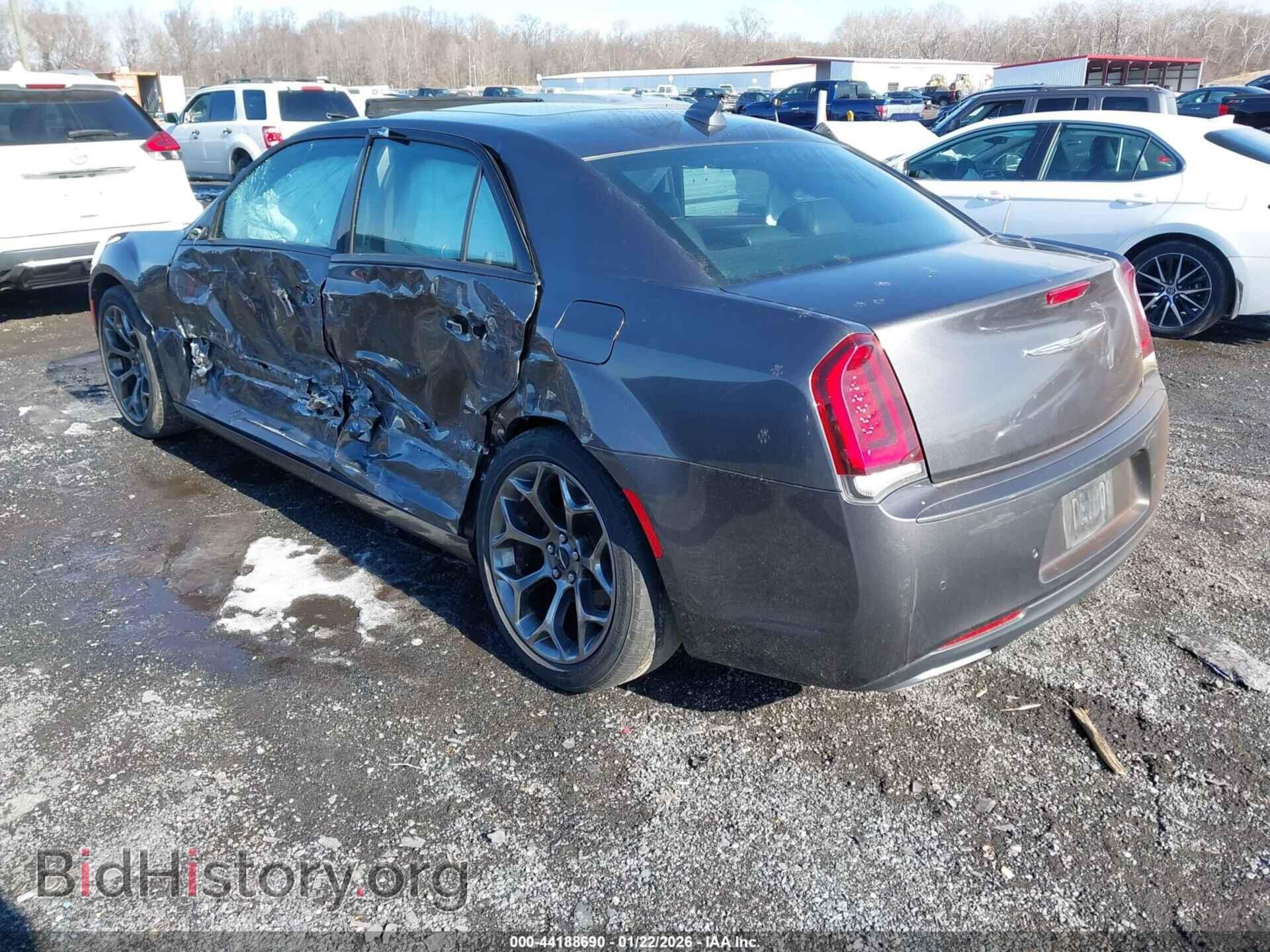 2016 CHRYSLER 300 - VIN: 2C3CCABG8GH141445 - Фото 3