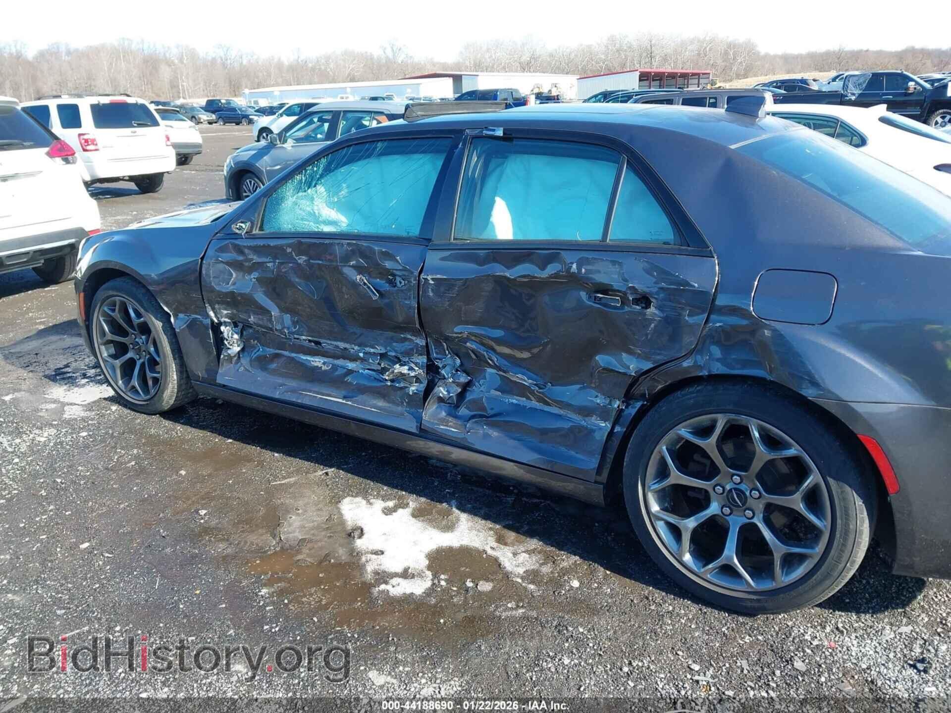 2016 CHRYSLER 300 - VIN: 2C3CCABG8GH141445 - Фото 6