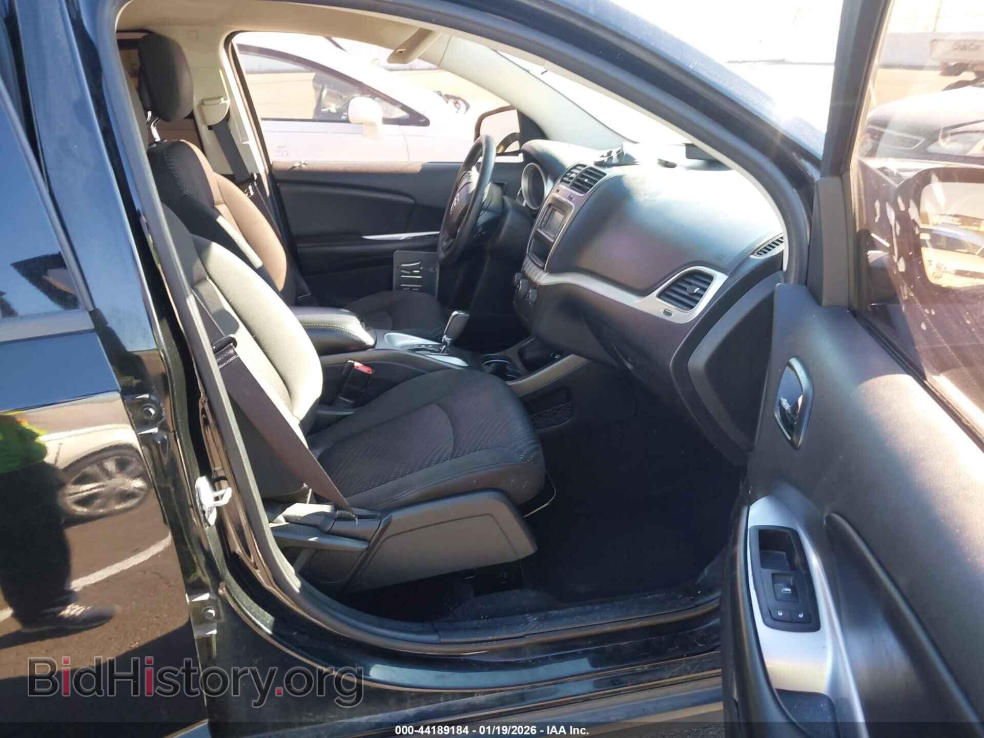 2017 DODGE JOURNEY - VIN: 3C4PDCAB9HT605072 - Фото 5