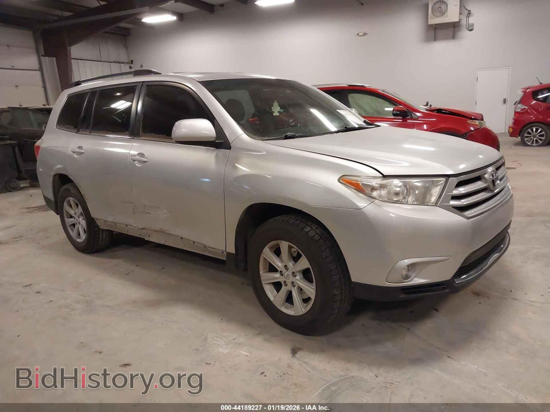 Фотография 5TDBK3EHXCS141260 - TOYOTA HIGHLANDER 2012