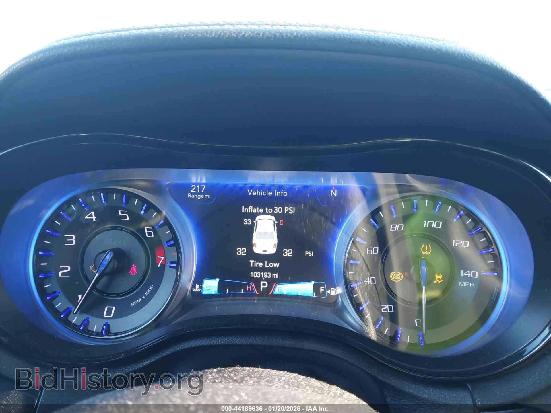 2018 CHRYSLER 300 - VIN: 2C3CCAGG7JH141503 - Фото 7