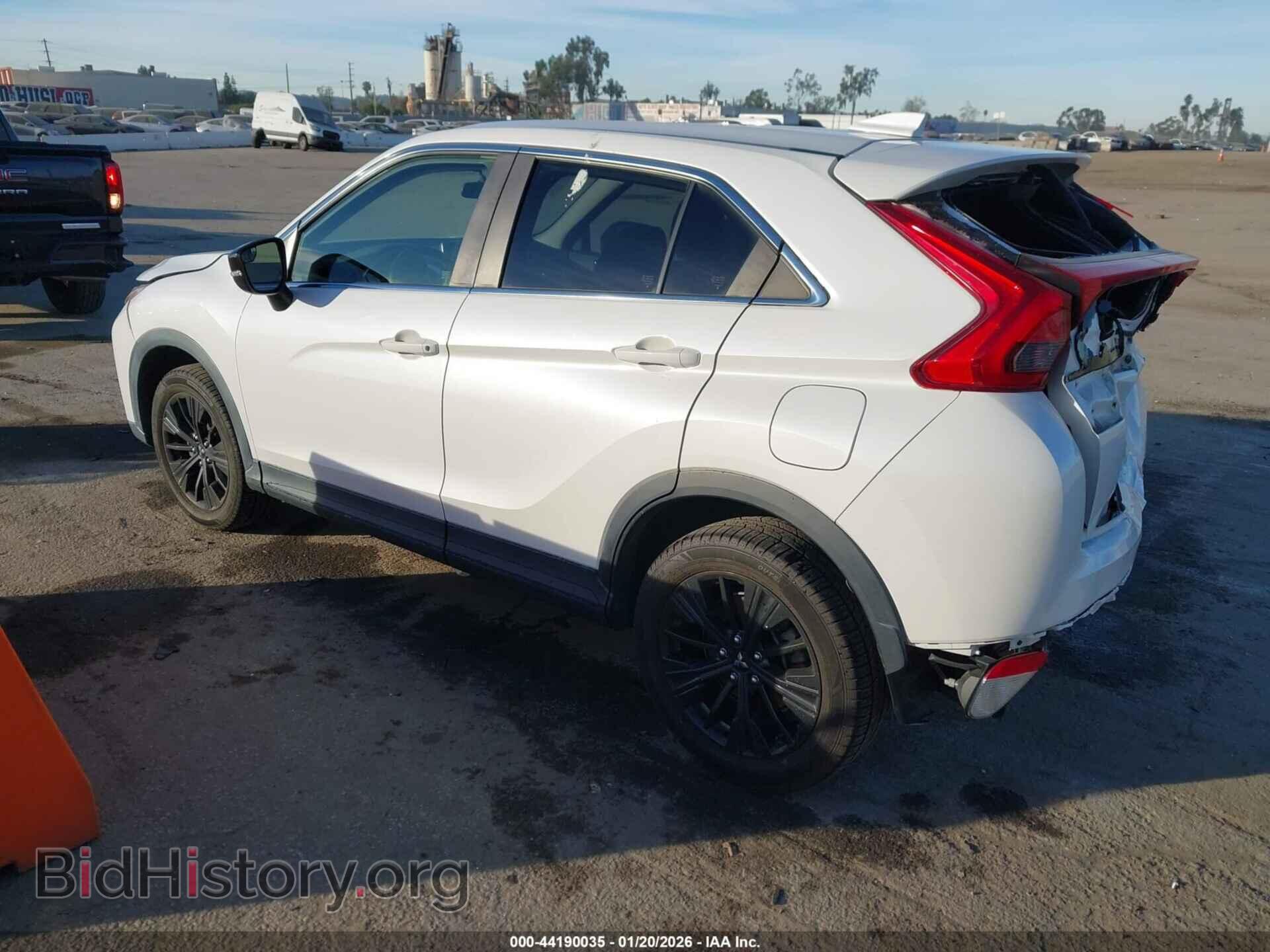 2018 MITSUBISHI ECLIPSE CROSS - VIN: JA4AT4AA2JZ063117 - Photo 3