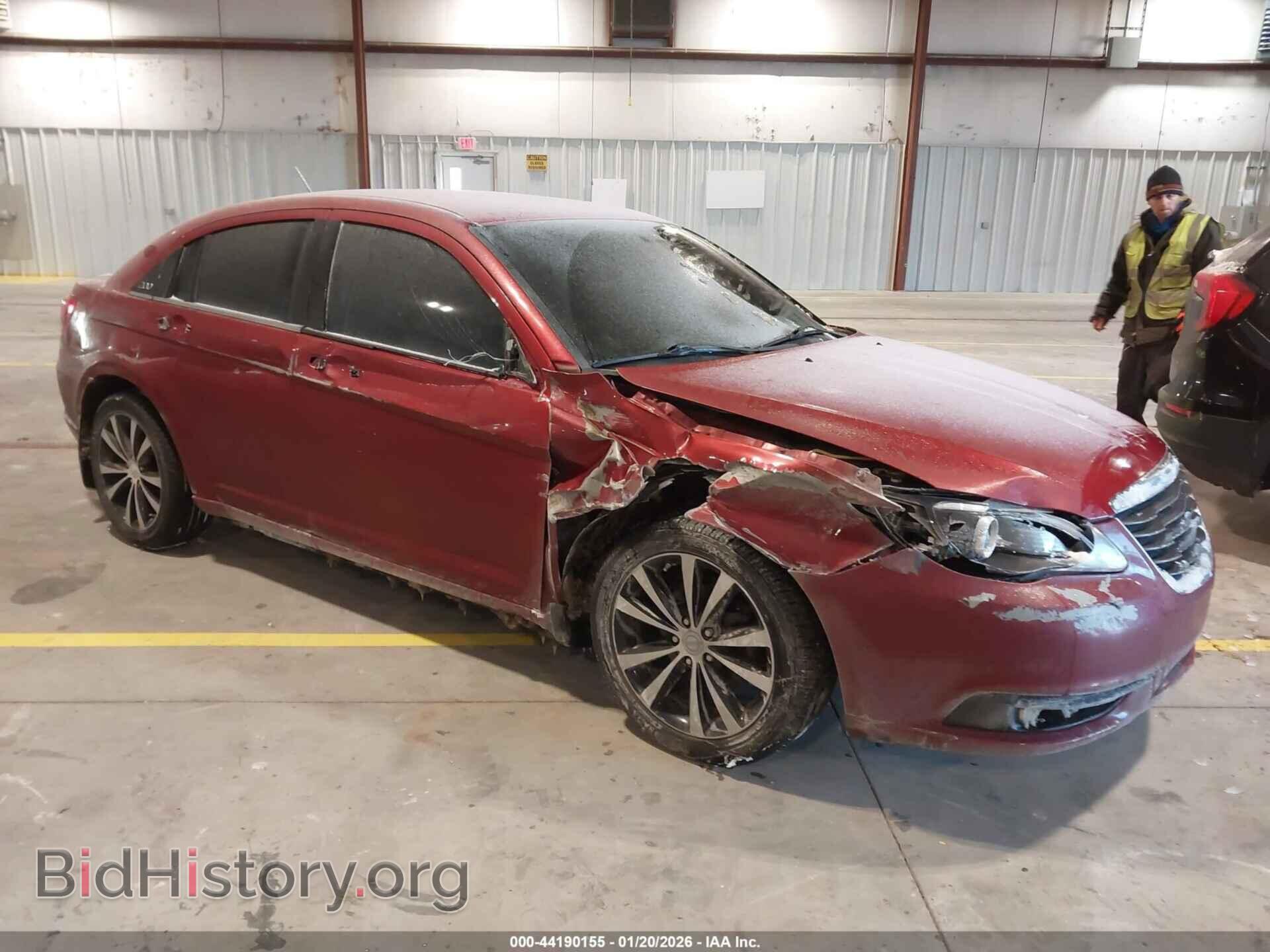 Фотография 1C3CCBBG4DN715418 - CHRYSLER 200 2013