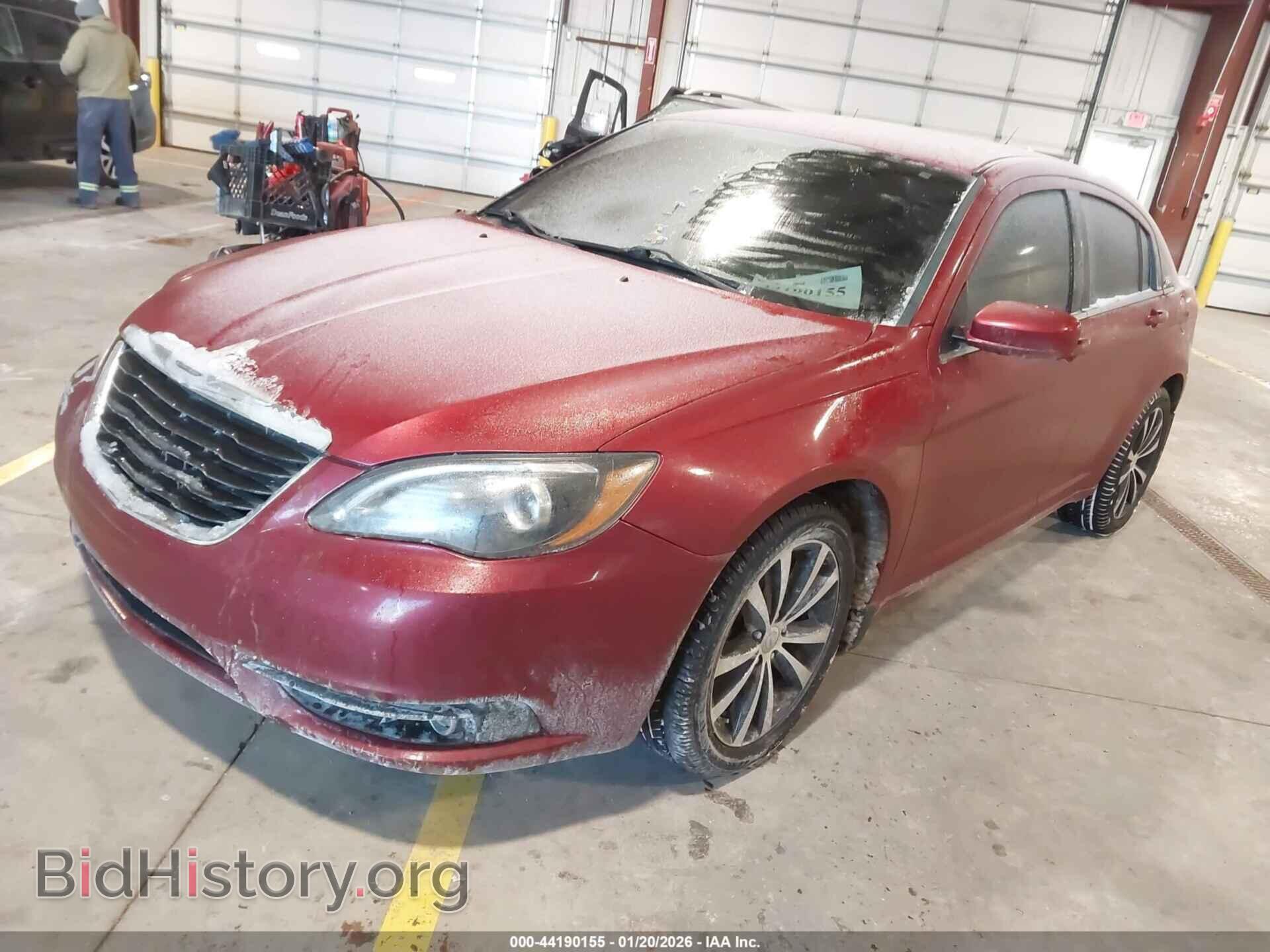 2013 CHRYSLER 200 - VIN: 1C3CCBBG4DN715418 - Photo 2
