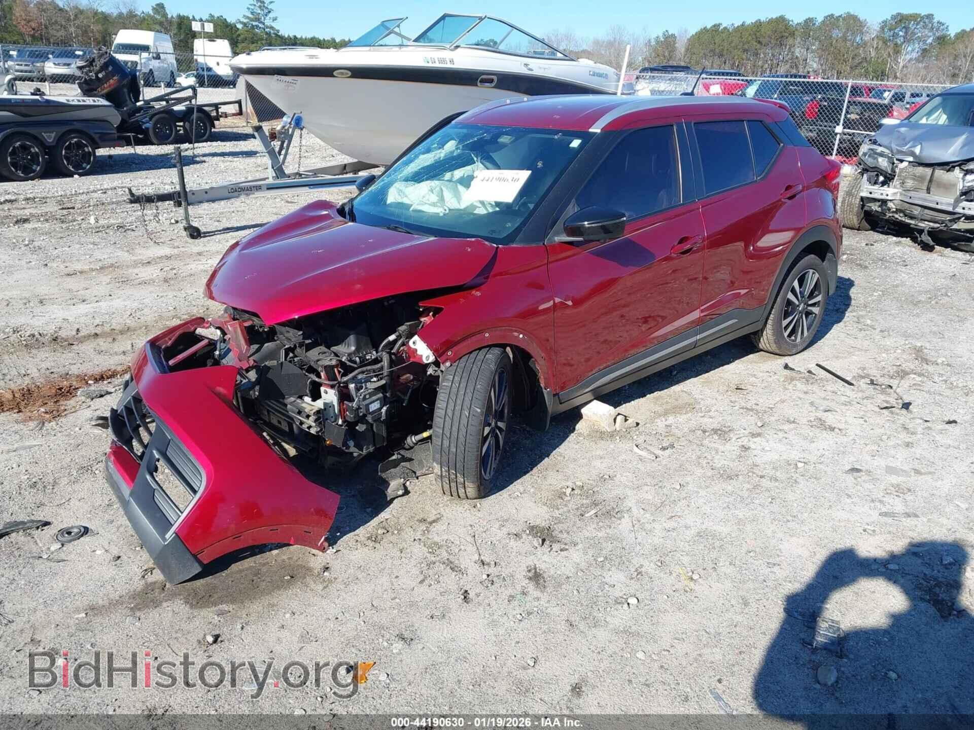 2020 NISSAN KICKS - VIN: 3N1CP5DV5LL526162 - Фото 2