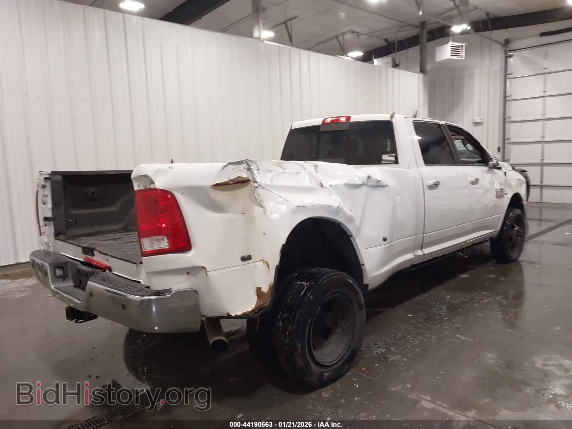 2016 RAM 3500 - VIN: 3C63RRHL8GG251237 - Фото 3