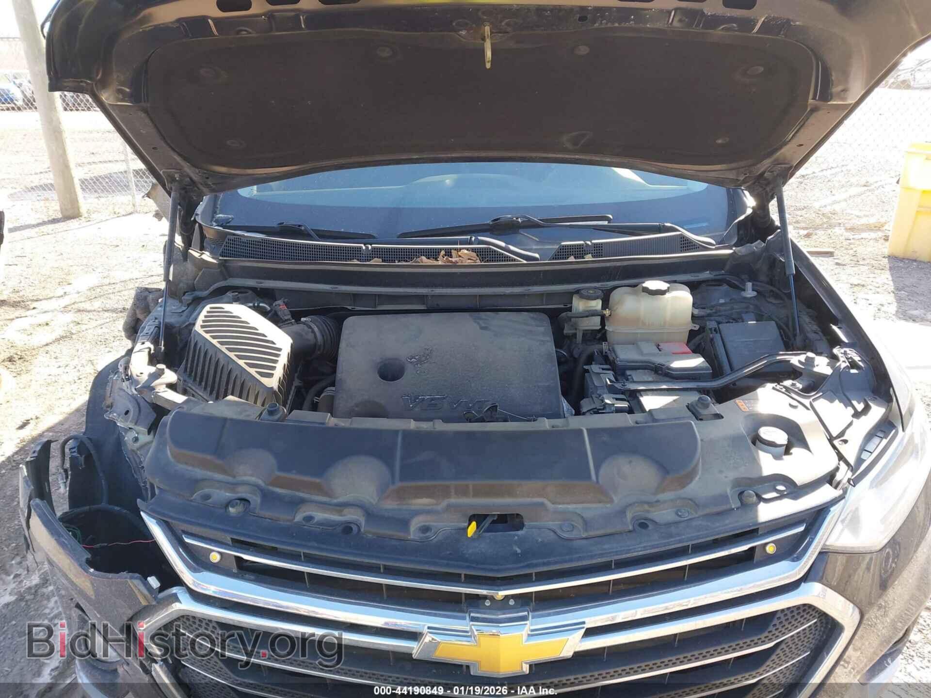 2018 CHEVROLET TRAVERSE - VIN: 1GNERHKW1JJ143473 - Фото 10
