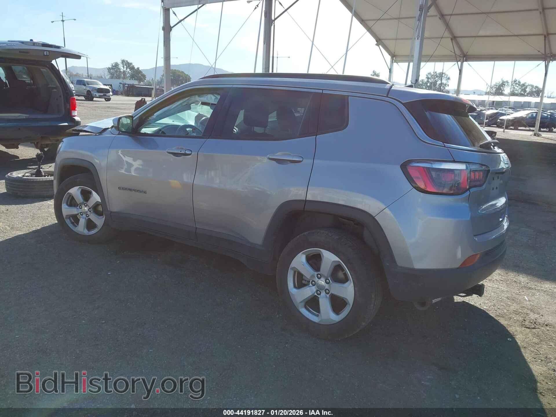 2020 JEEP COMPASS - VIN: 3C4NJCBB3LT115069 - Фото 3