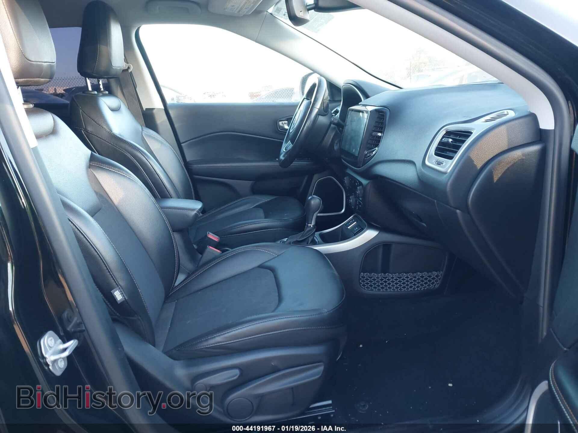 2019 JEEP COMPASS - VIN: 3C4NJCBB9KT685429 - Фото 5