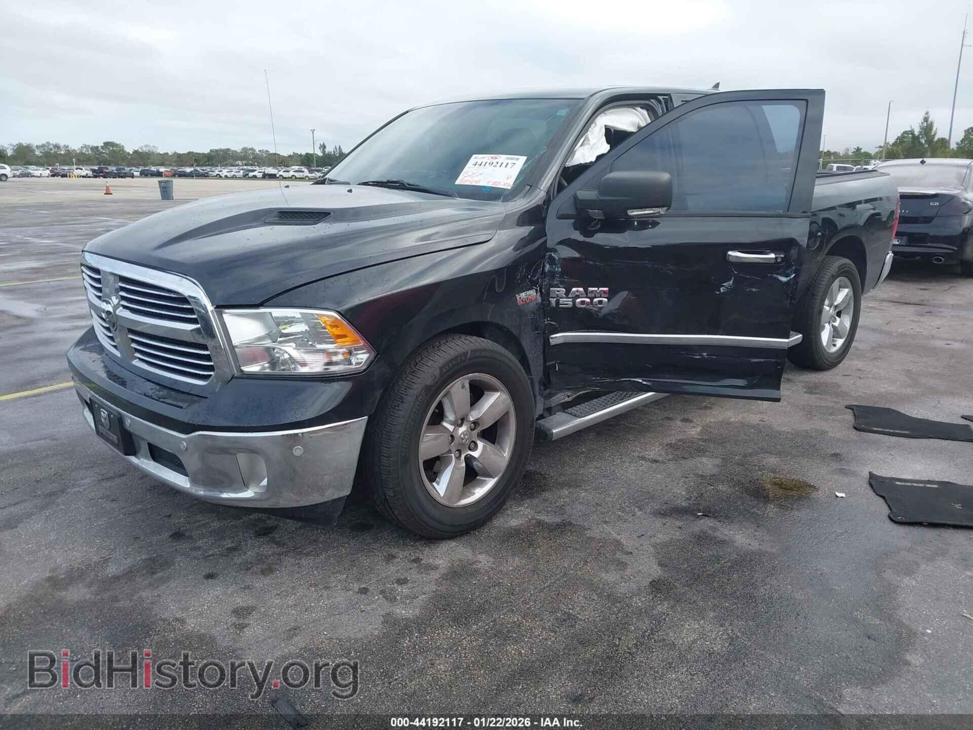 2018 RAM 1500 - VIN: 1C6RR6LTXJS244905 - Фото 2