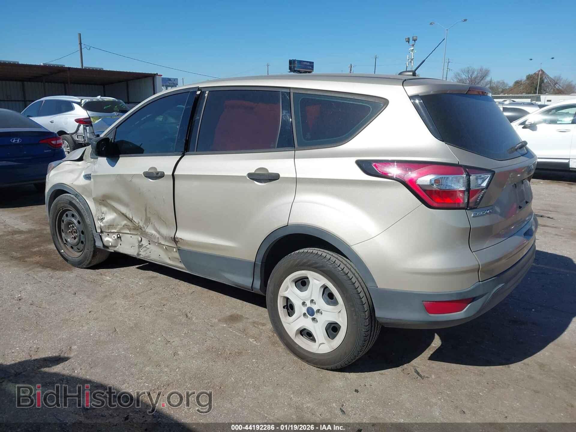 2018 FORD ESCAPE - VIN: 1FMCU0F76JUB11244 - Фото 3