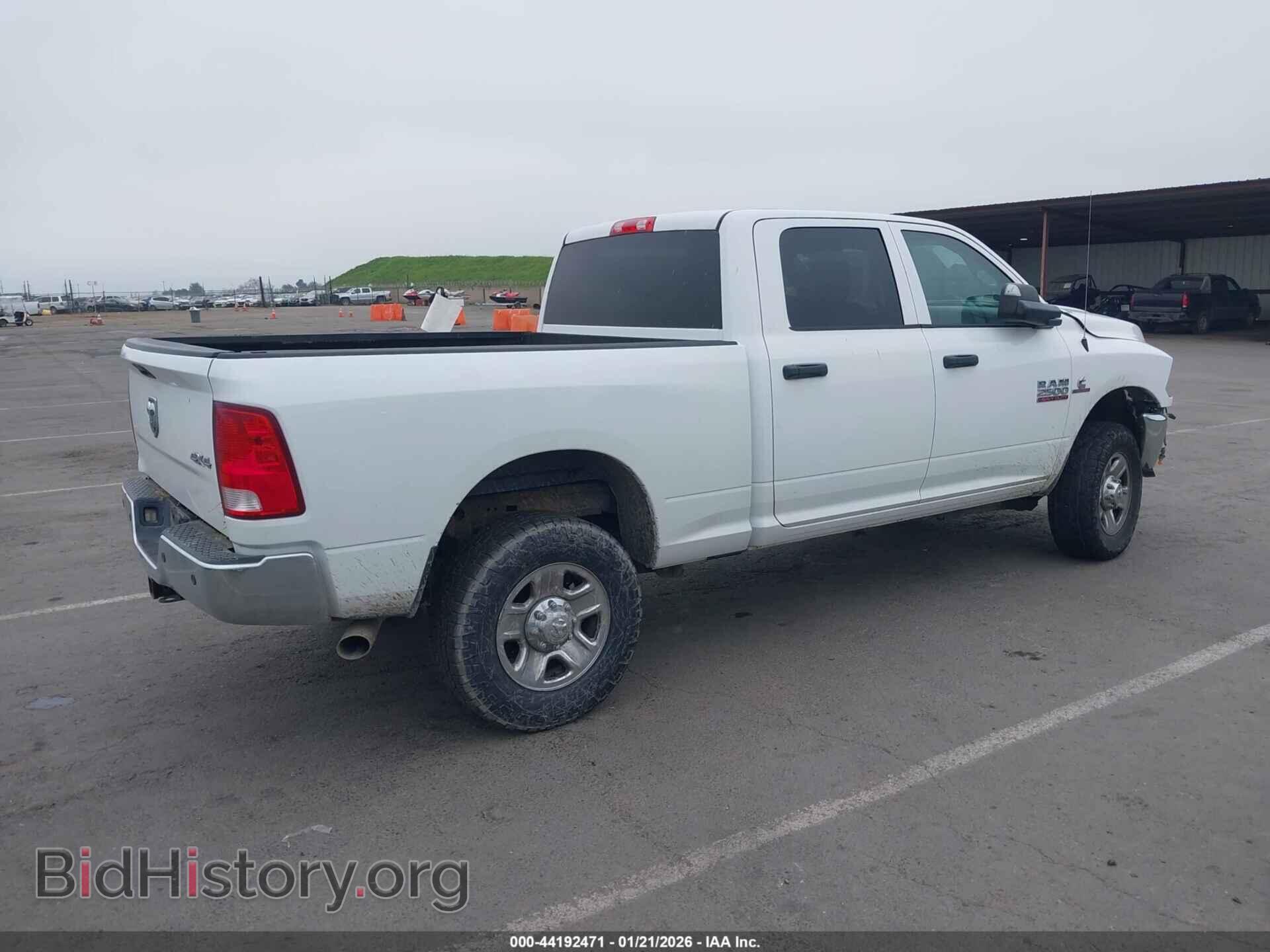 2016 RAM 2500 - VIN: 3C6UR5CL8GG192579 - Фото 4