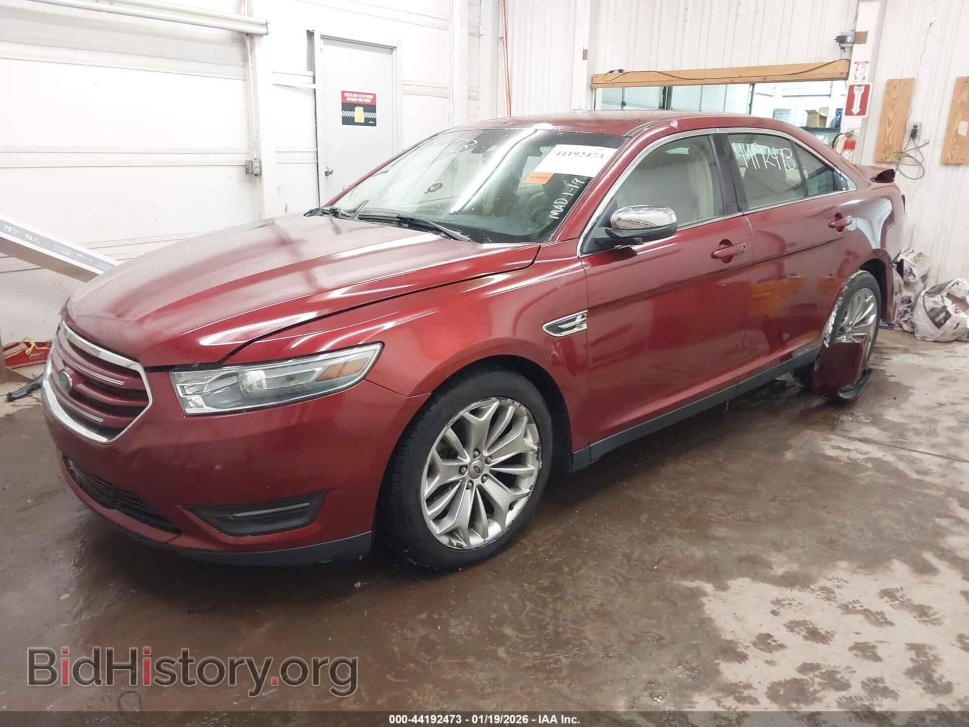 2013 FORD TAURUS - VIN: 1FAHP2F88DG102401 - Фото 2