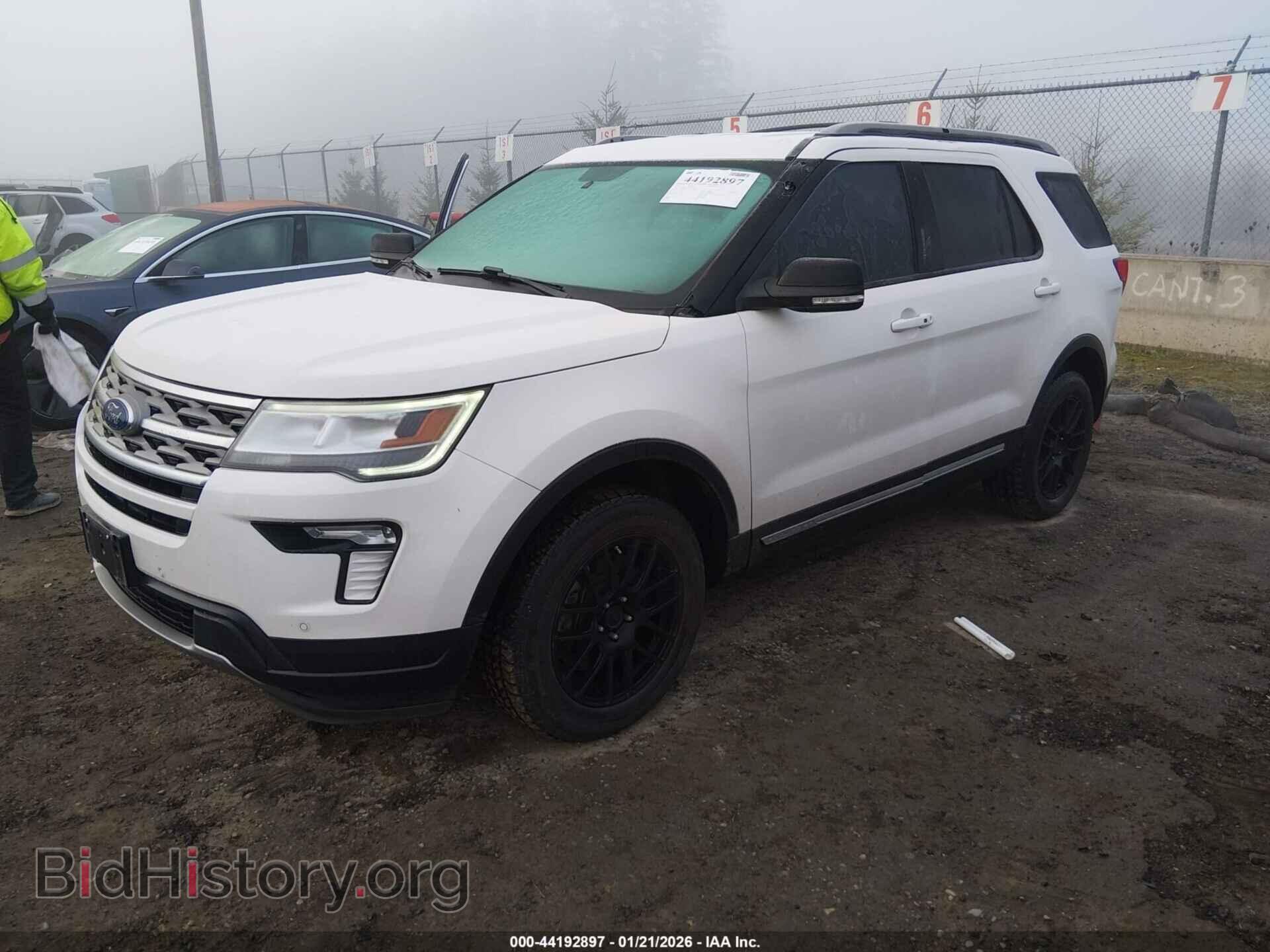 2018 FORD EXPLORER - VIN: 1FM5K8D85JGB32707 - Photo 2