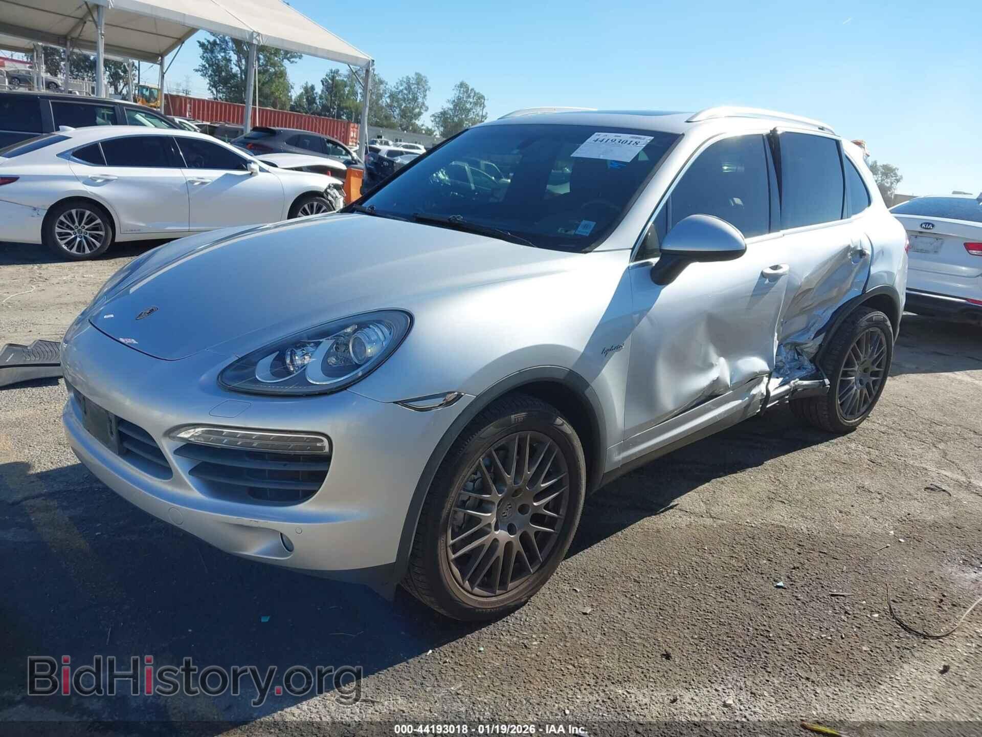 2012 PORSCHE CAYENNE HYBRID - VIN: WP1AE2924CLA91992 - Фото 2