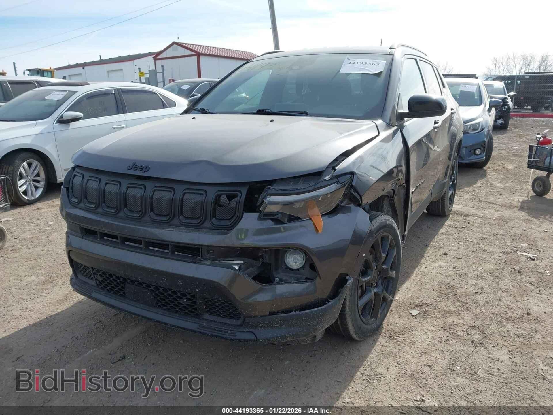2022 JEEP COMPASS - VIN: 3C4NJDBBXNT166951 - Фото 2