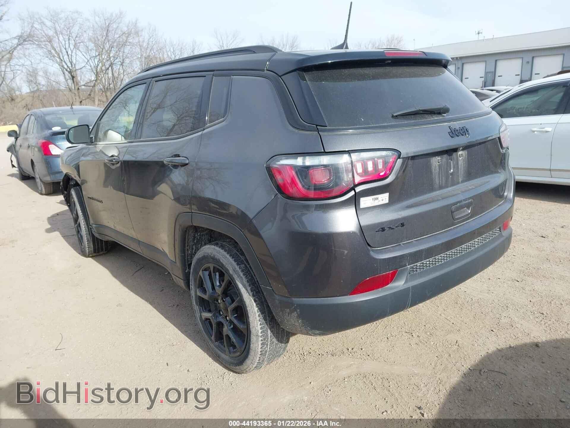2022 JEEP COMPASS - VIN: 3C4NJDBBXNT166951 - Фото 3