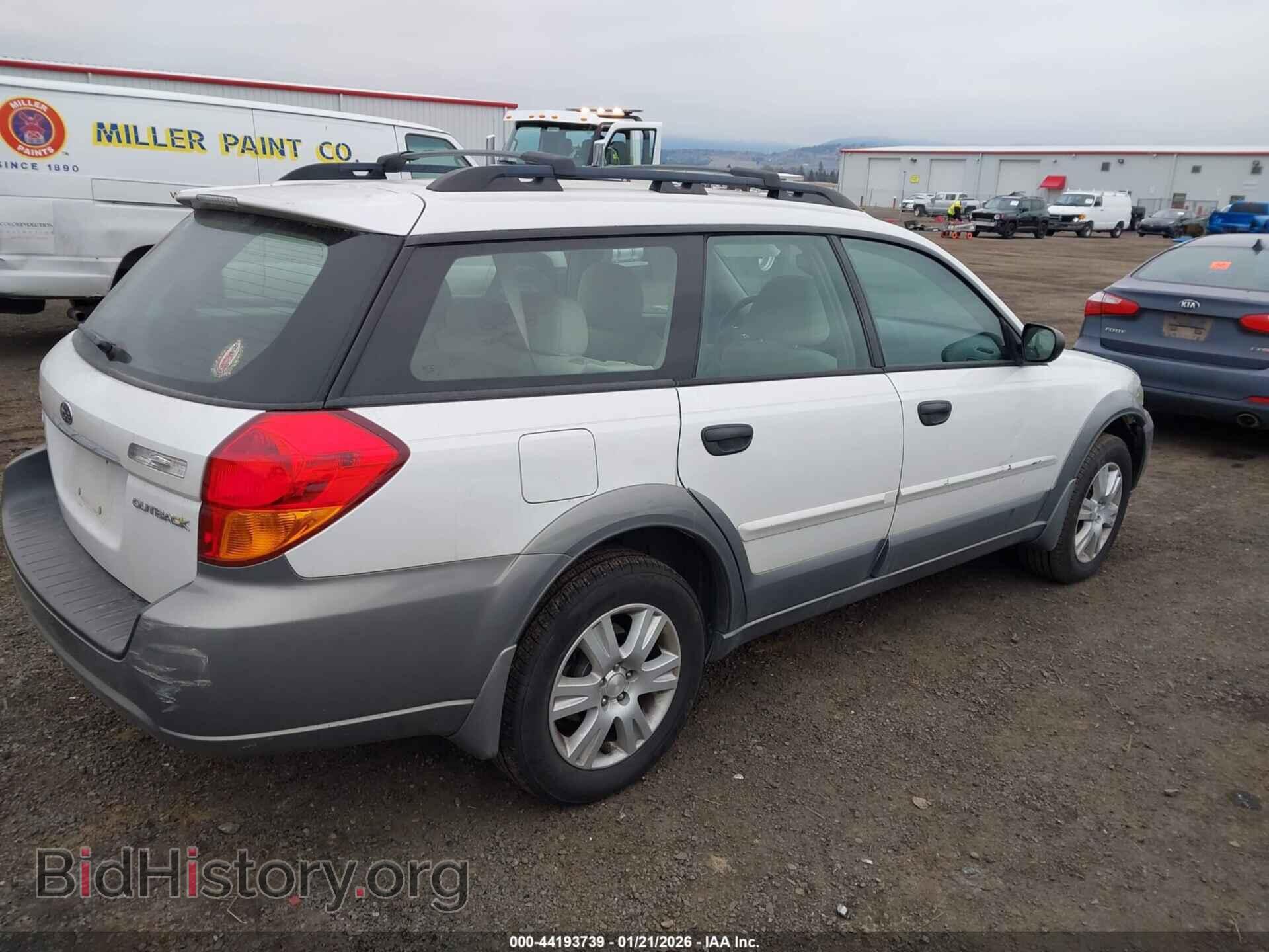 2005 SUBARU OUTBACK - VIN: 4S4BP61C657334494 - Фото 4