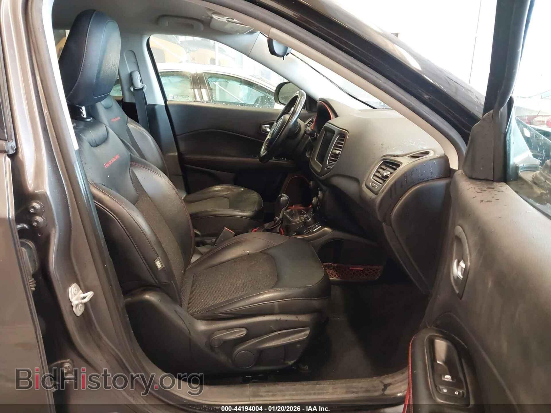 2018 JEEP COMPASS - VIN: 3C4NJDDBXJT174880 - Фото 5