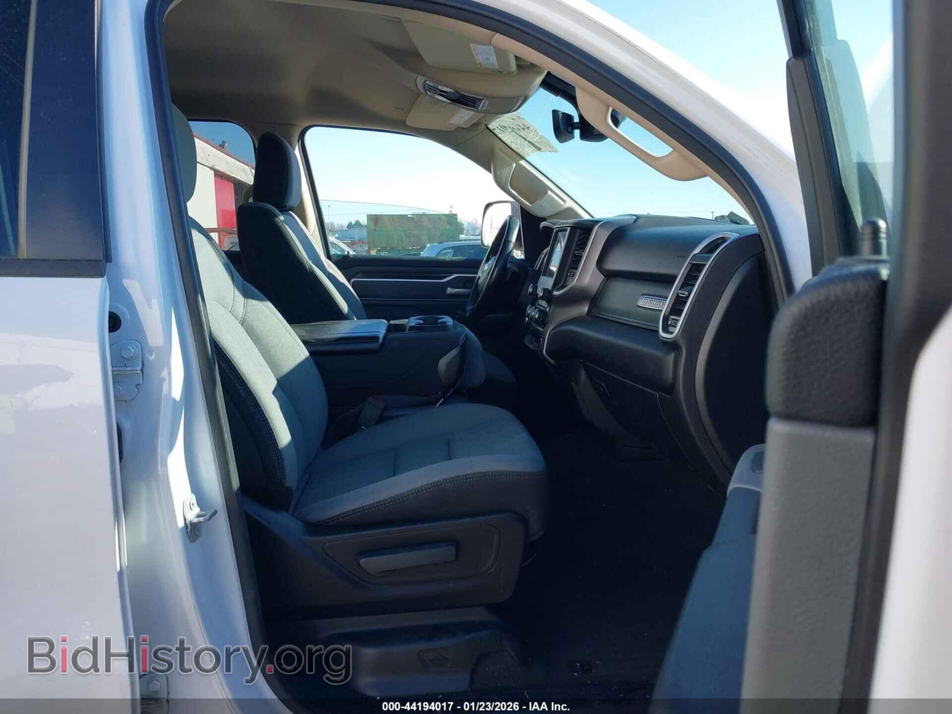 2020 RAM 1500 - VIN: 1C6SRFFM1LN372182 - Фото 5