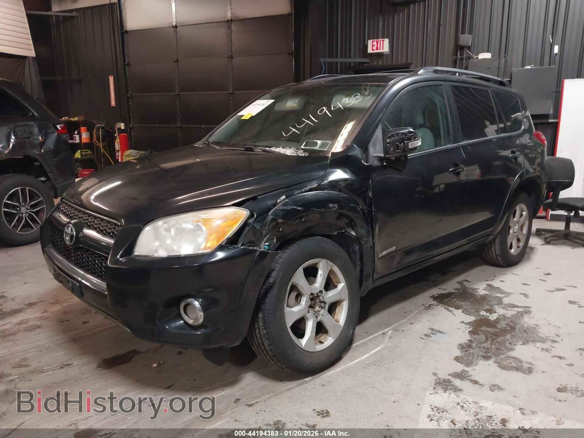 2011 TOYOTA RAV4 - VIN: 2T3DF4DV3BW110584 - Фото 2