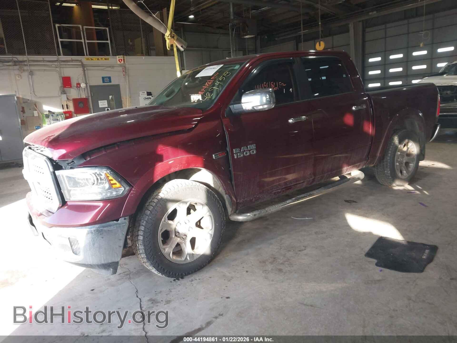 2017 RAM 1500 - VIN: 1C6RR7NM7HS872751 - Фото 2