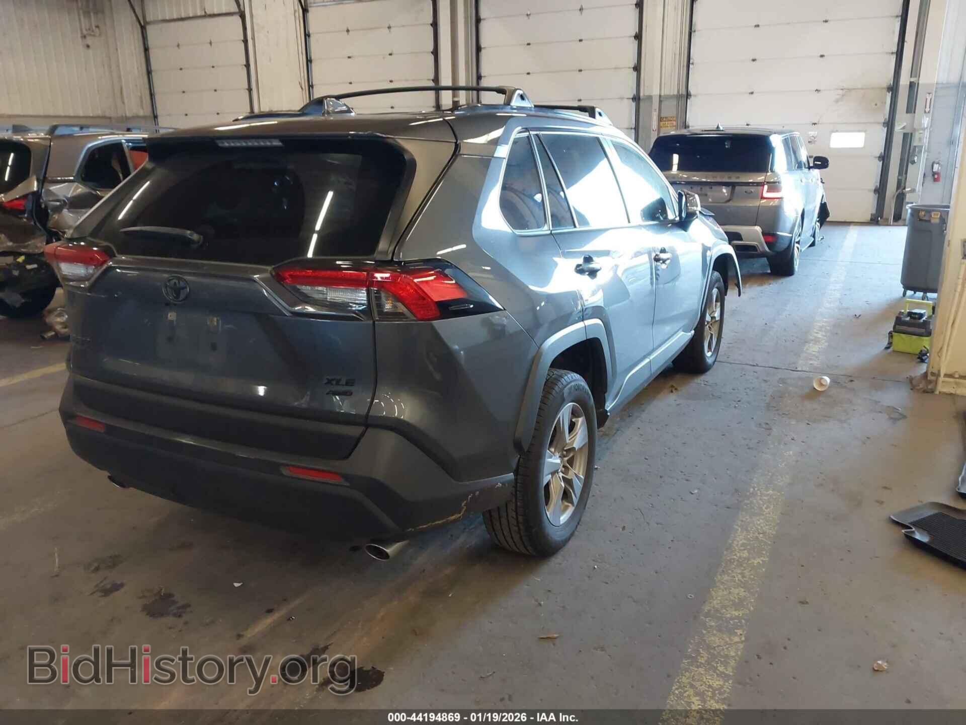 2023 TOYOTA RAV4 - VIN: JTMP1RFV8PD096742 - Фото 4