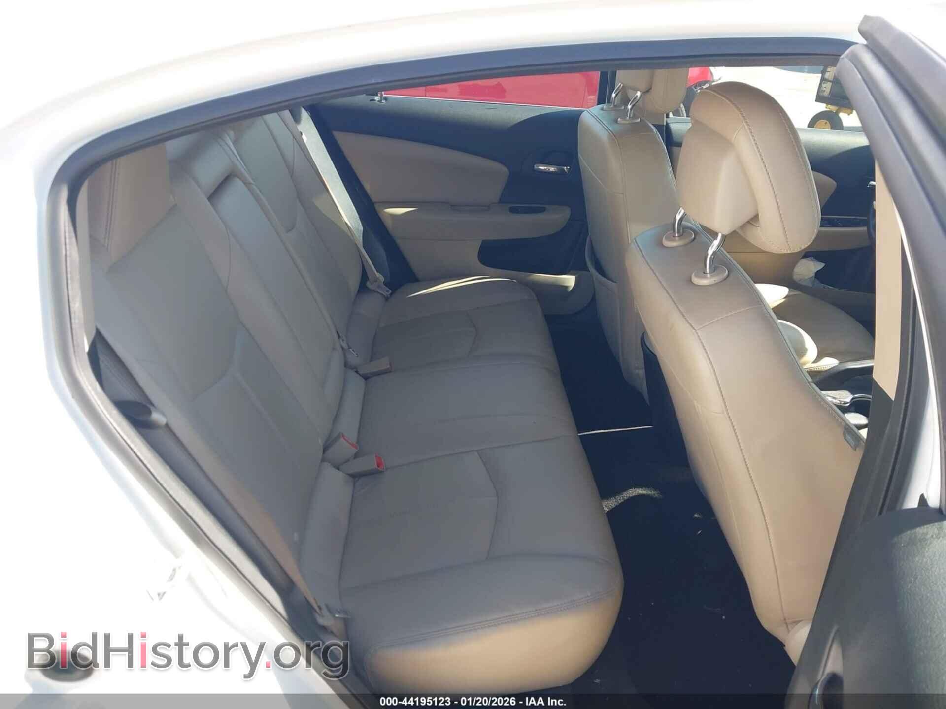 2012 CHRYSLER 200 - VIN: 1C3CCBCG0CN188717 - Photo 8