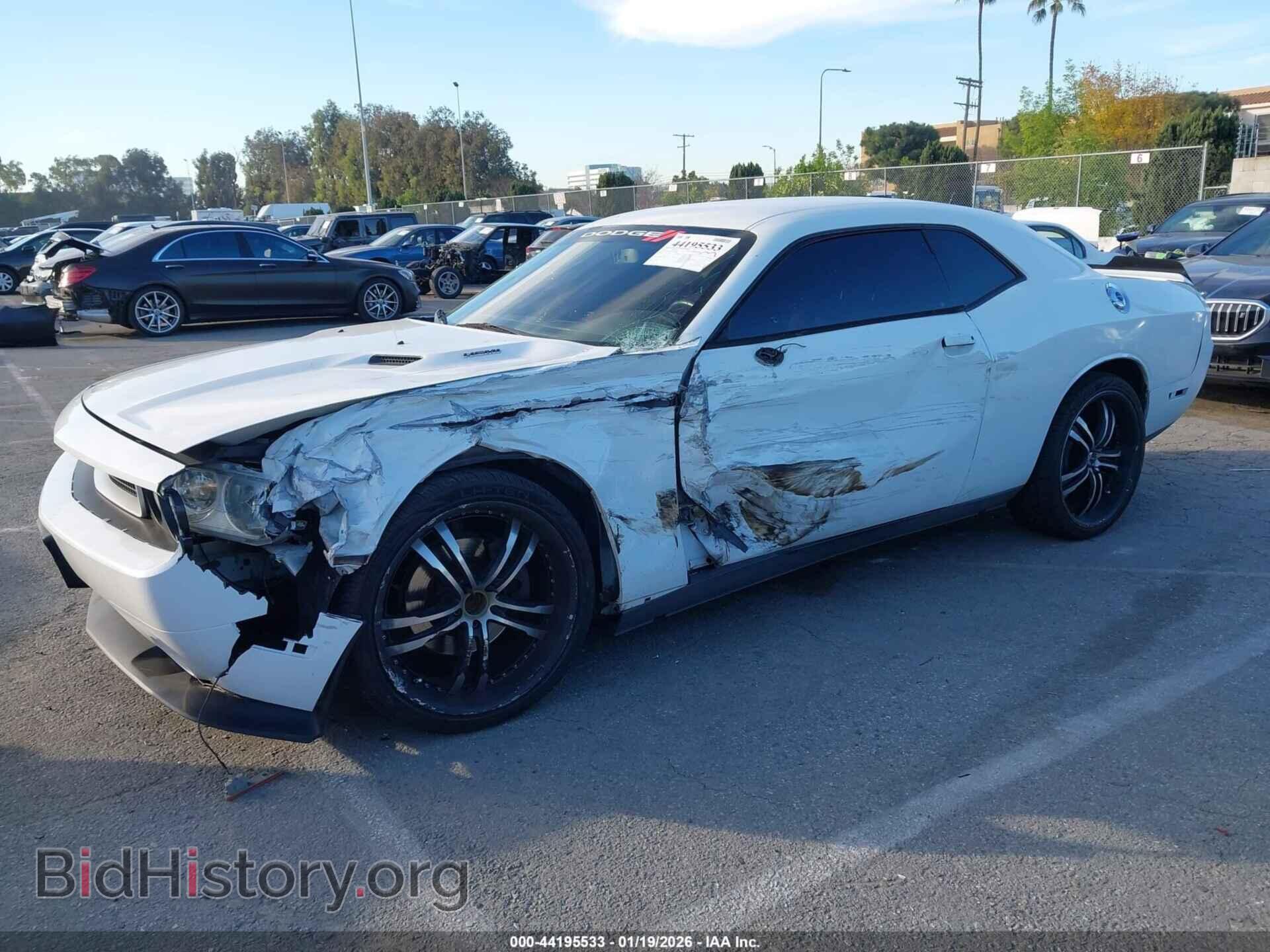 2012 DODGE CHALLENGER - VIN: 2C3CDYBT5CH144820 - Фото 2