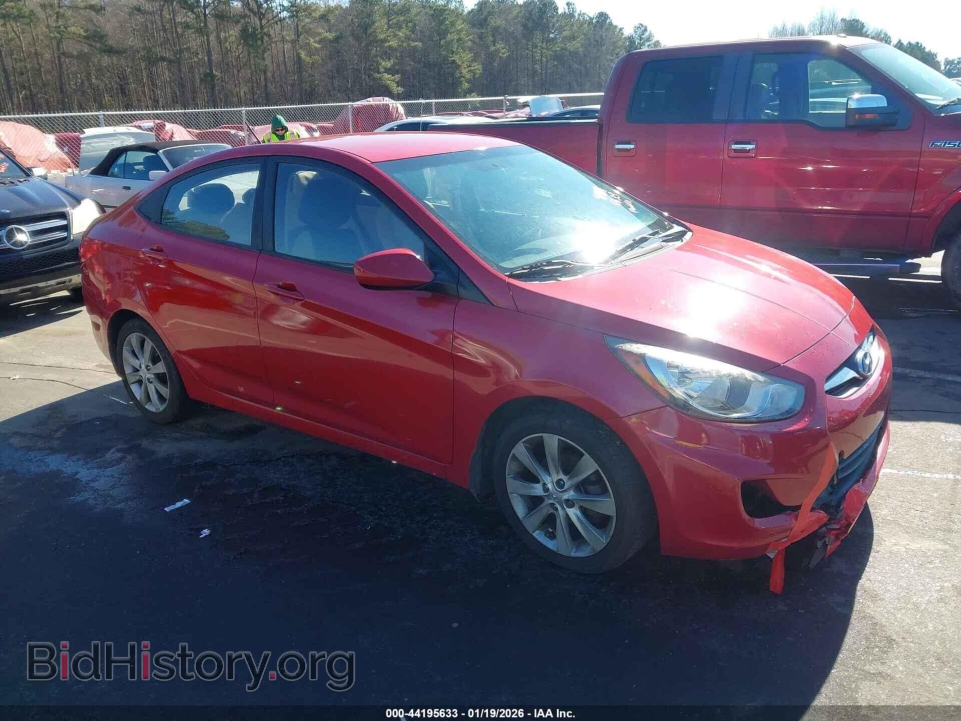 Photo KMHCU4AE3DU321043 - HYUNDAI ACCENT 2013