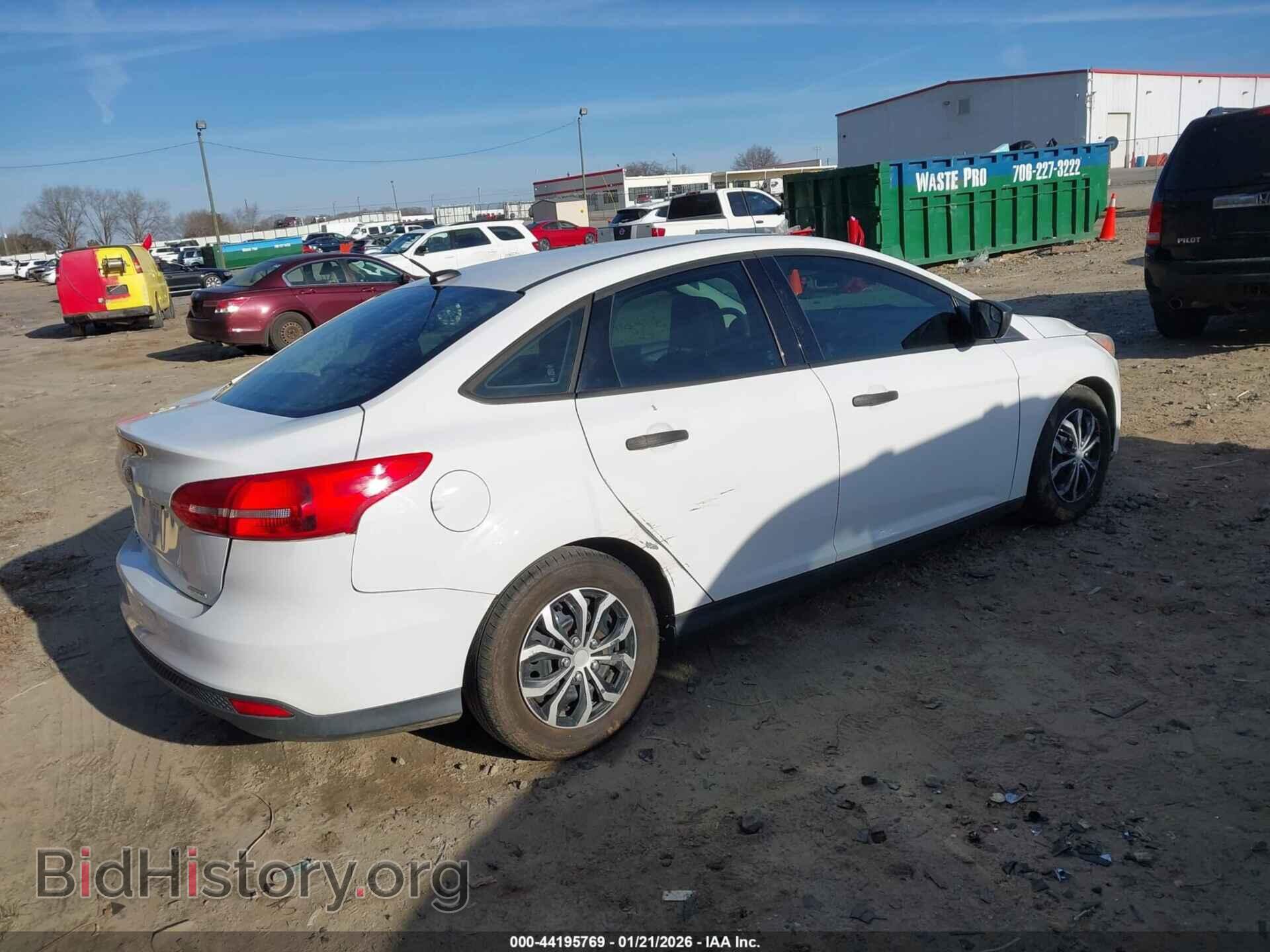 2016 FORD FOCUS - VIN: 1FADP3E29GL355093 - Фото 4