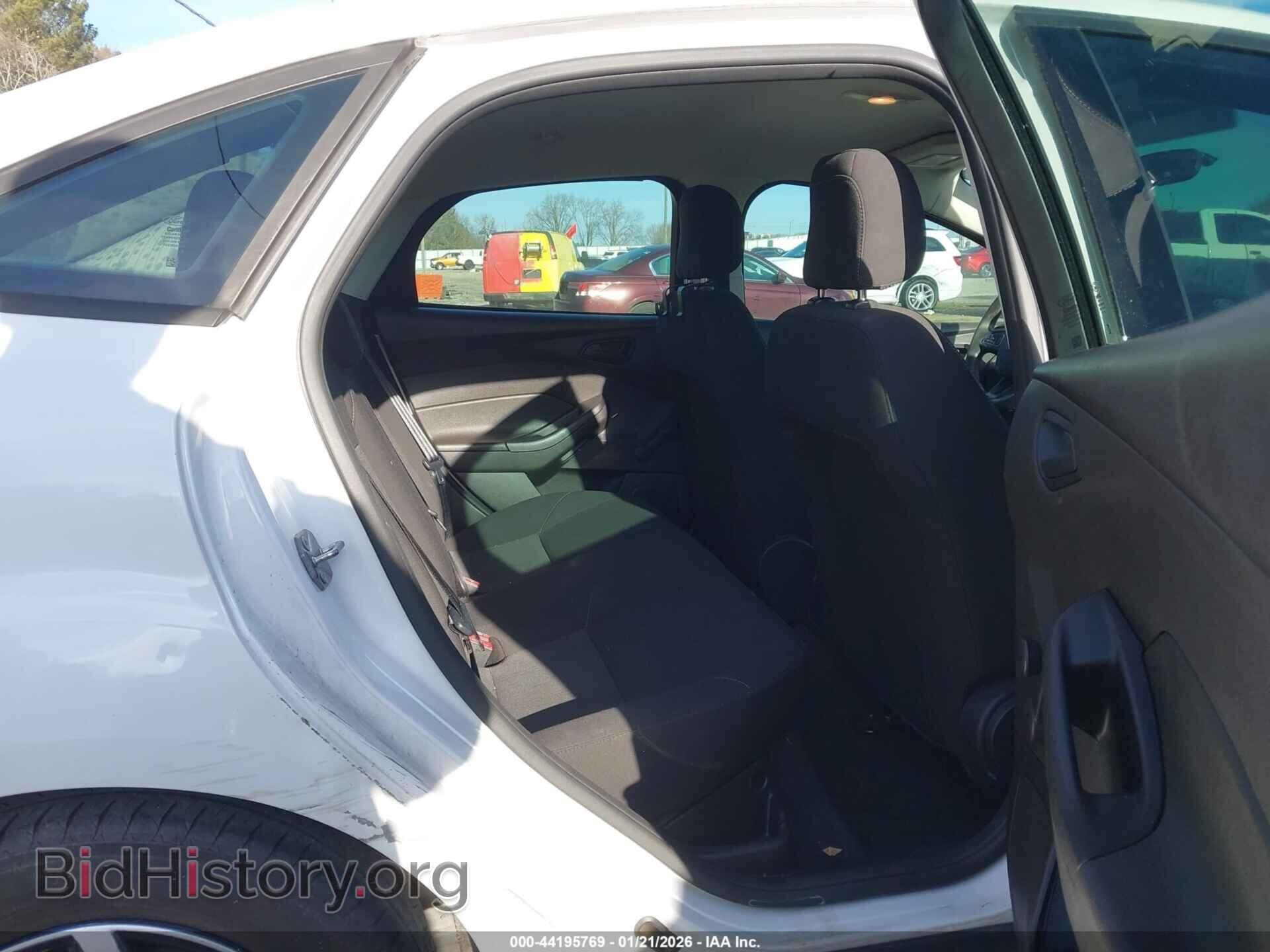 2016 FORD FOCUS - VIN: 1FADP3E29GL355093 - Фото 8