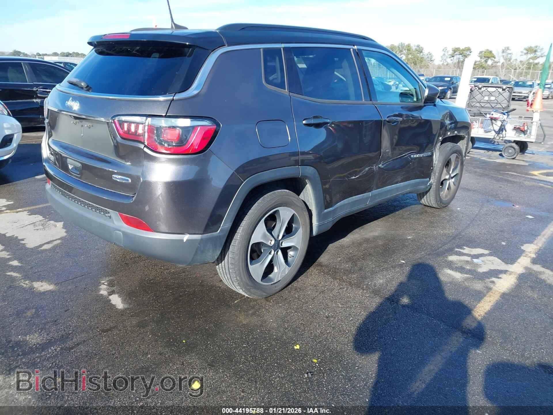 2018 JEEP COMPASS - VIN: 3C4NJCBB2JT266501 - Фото 4