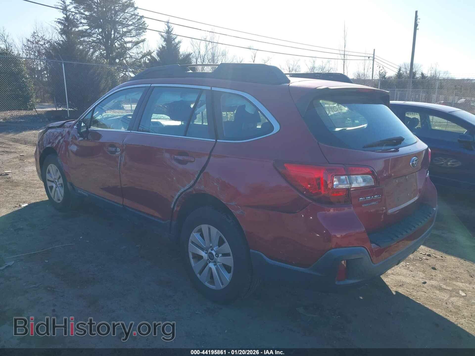2018 SUBARU OUTBACK - VIN: 4S4BSAAC4J3271429 - Фото 3