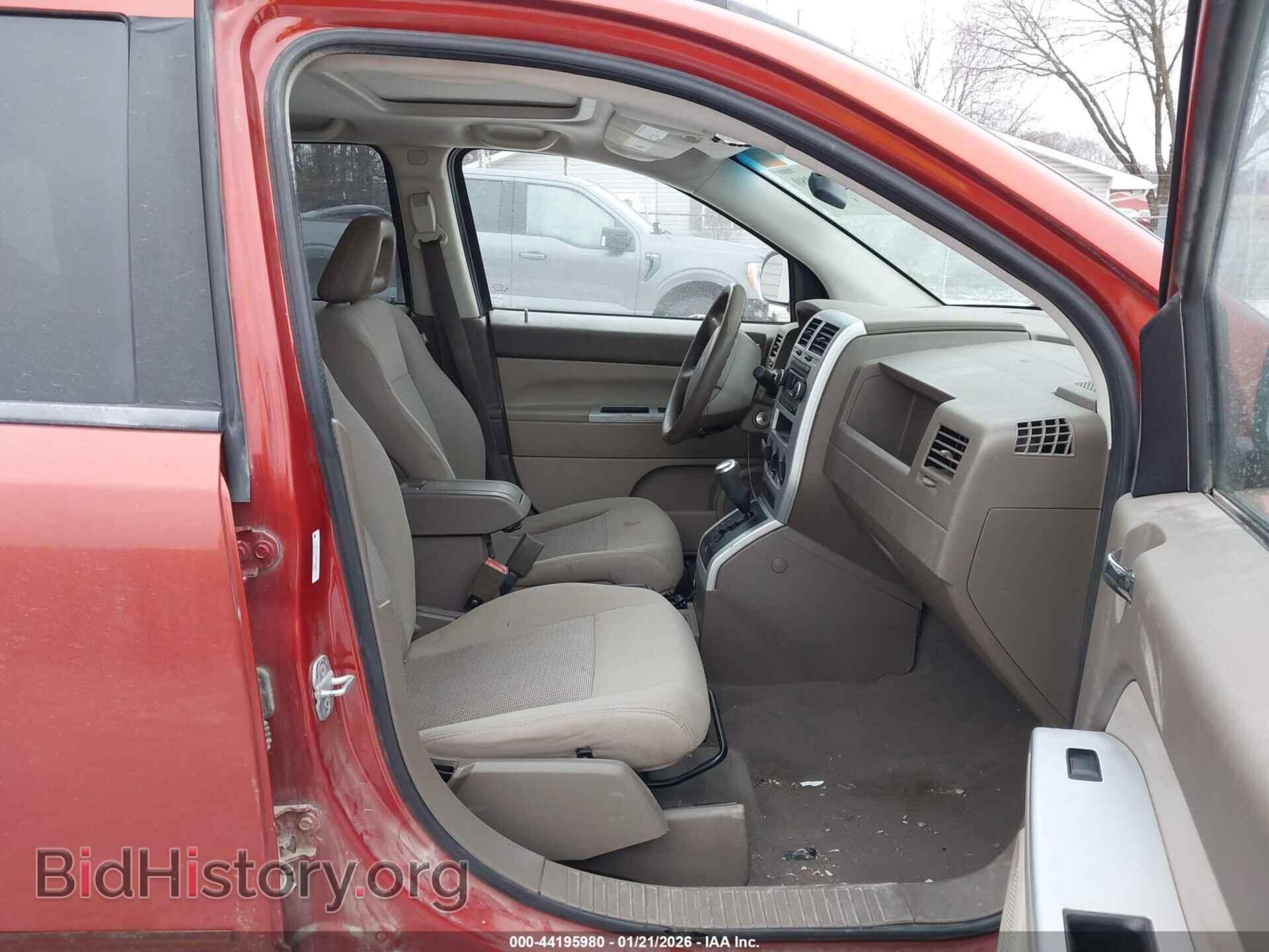 2008 JEEP COMPASS - VIN: 1J8FT47W48D554383 - Фото 5
