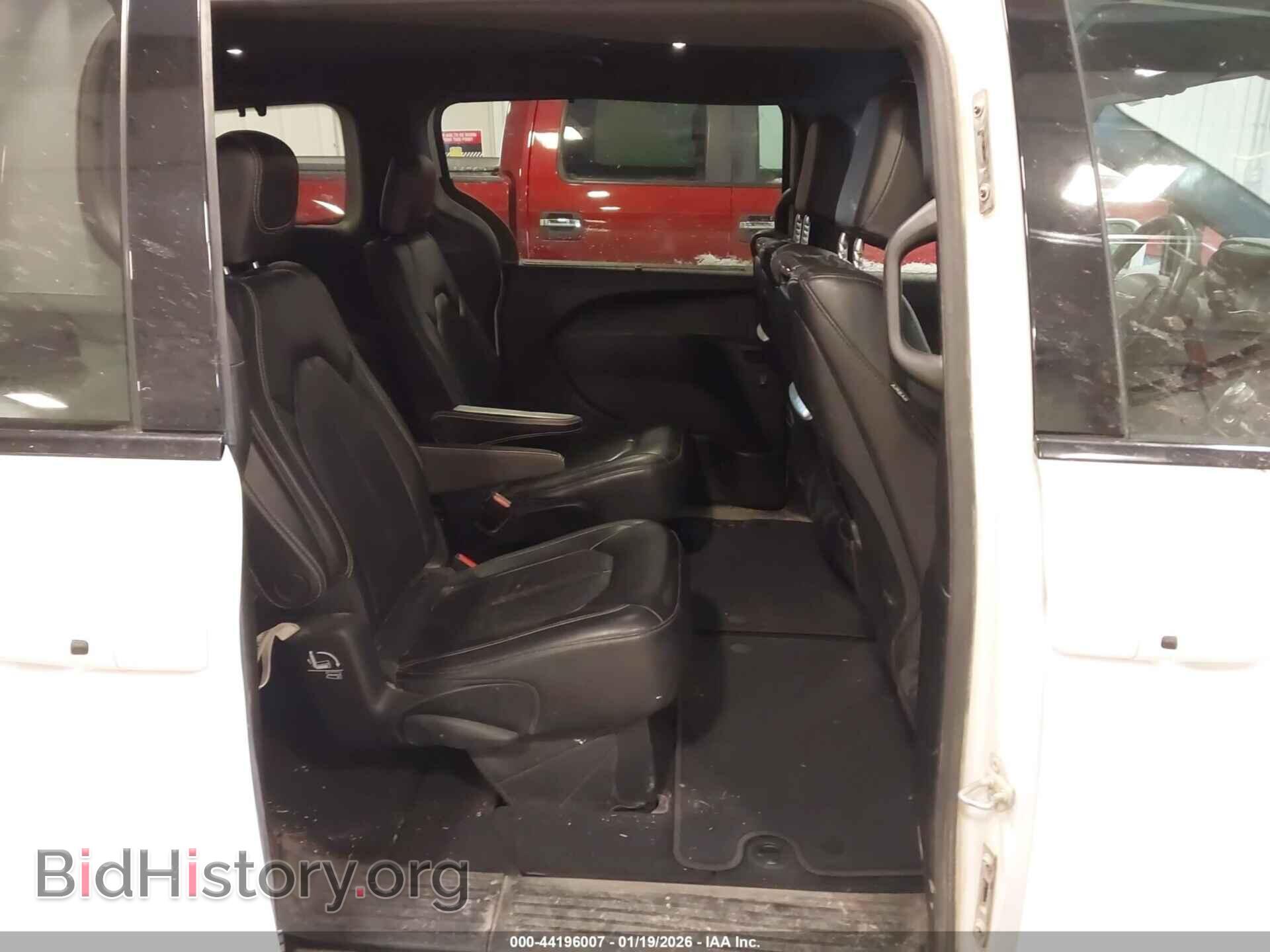 2018 CHRYSLER PACIFICA - VIN: 2C4RC1EG9JR204295 - Photo 8