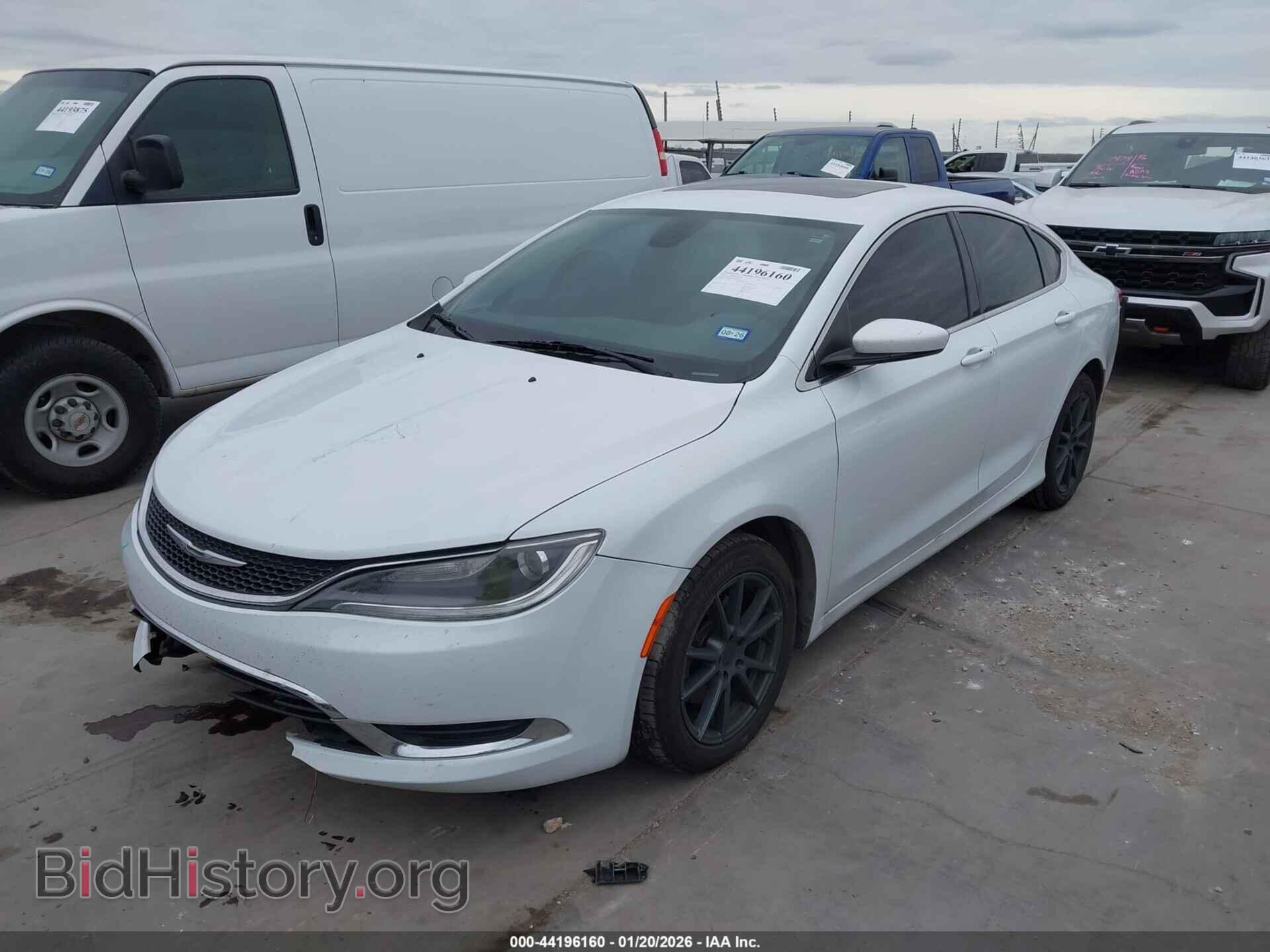 2015 CHRYSLER 200 - VIN: 1C3CCCAB9FN649236 - Фото 2