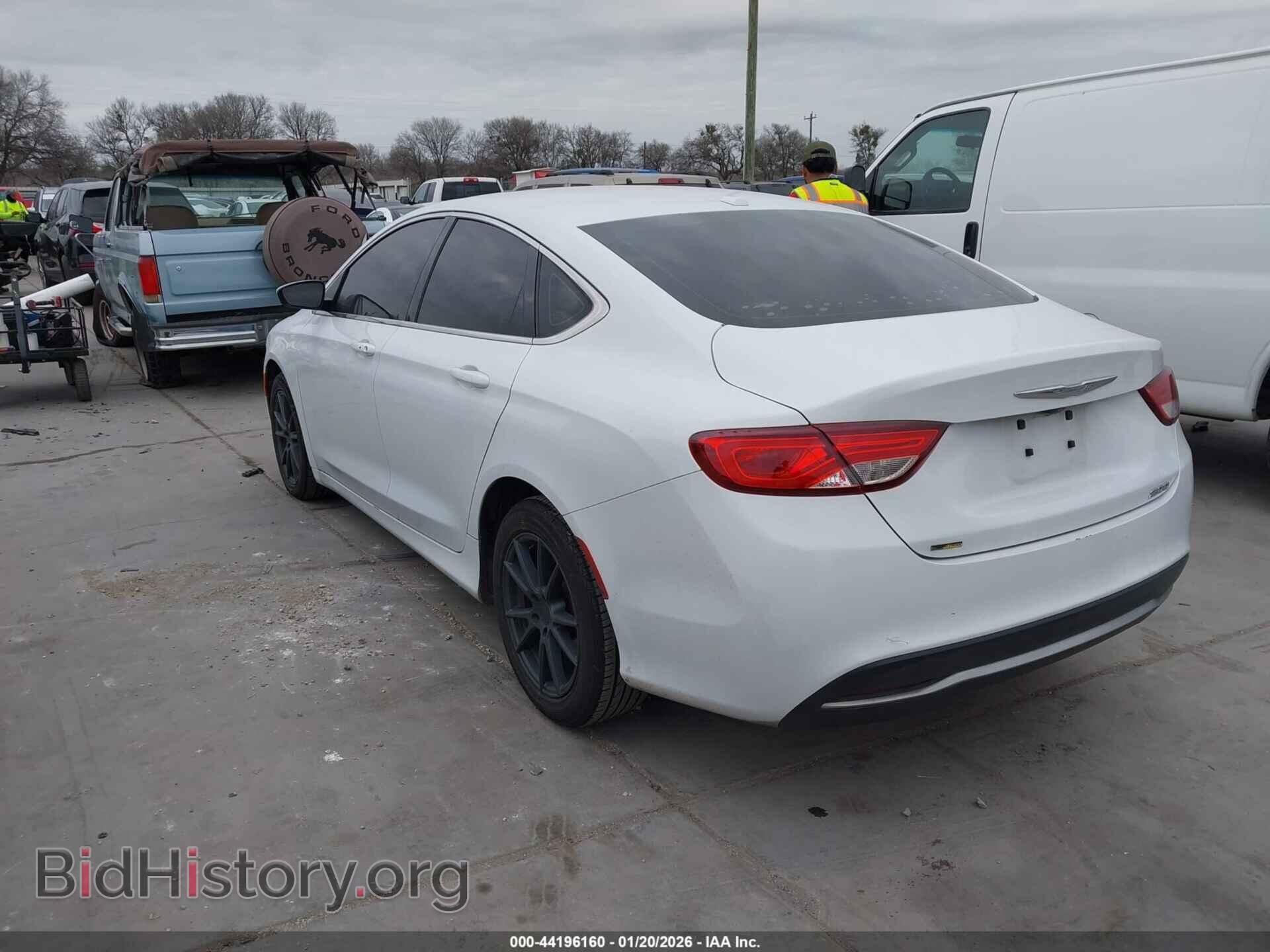 2015 CHRYSLER 200 - VIN: 1C3CCCAB9FN649236 - Фото 3