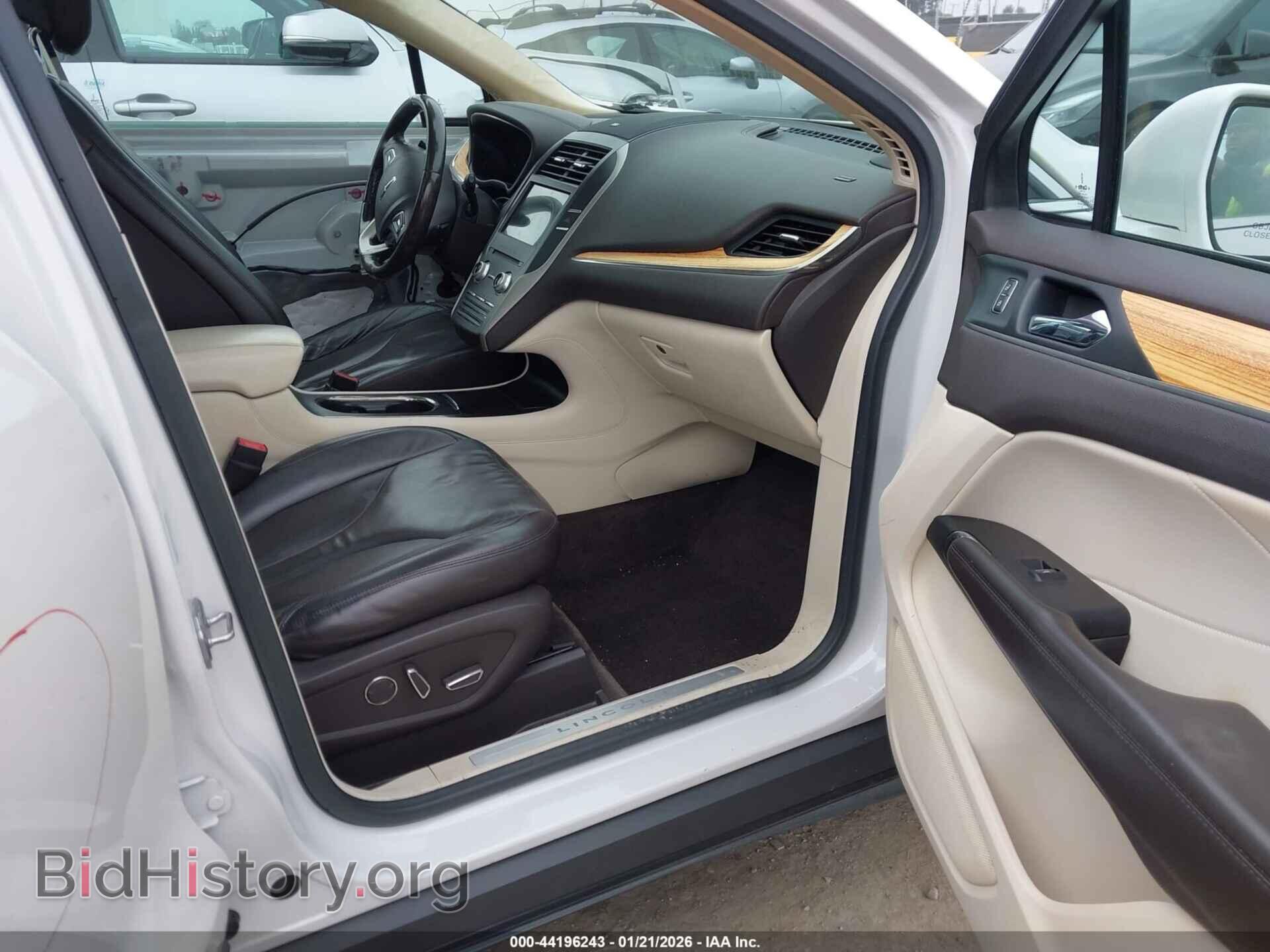 2016 LINCOLN MKC - VIN: 5LMCJ2C92GUJ23729 - Photo 5