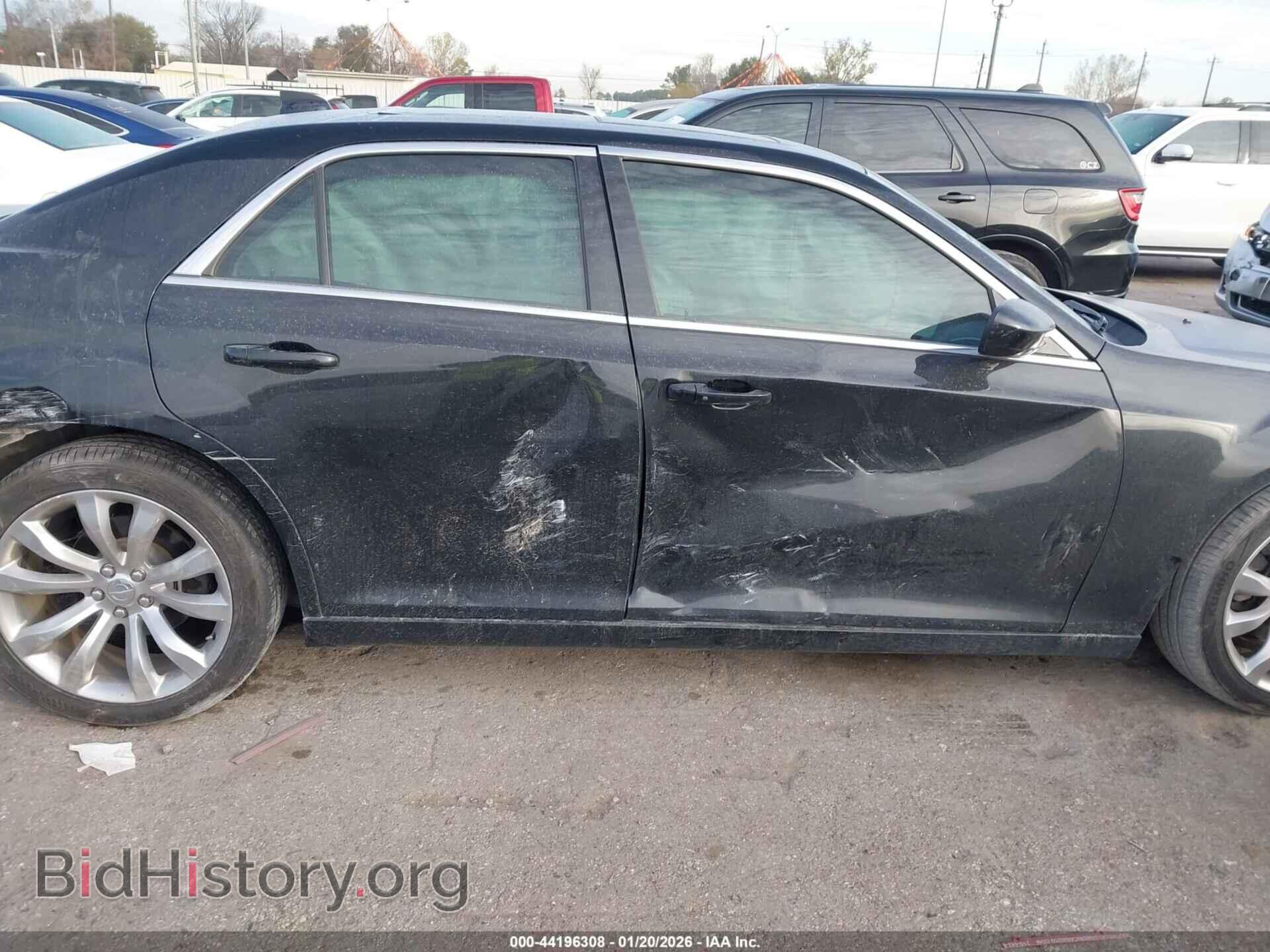 2017 CHRYSLER 300 - VIN: 2C3CCAAG3HH646568 - Фото 6