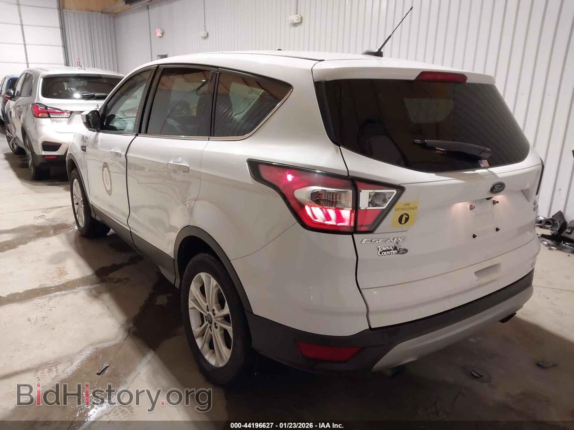 2017 FORD ESCAPE - VIN: 1FMCU9GD4HUB90433 - Фото 3